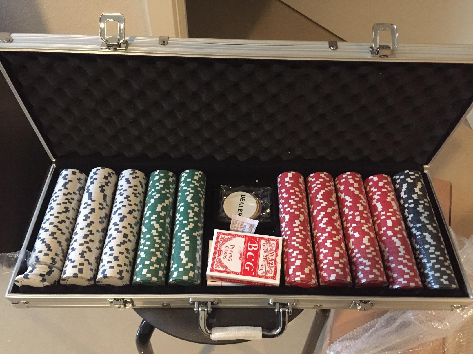 Poker Chip Set - 11.5g Poker Set with Cards, Buttons, Carrying Case, and 500 Poker Chips for Texas Hold'em and Blackjack Games by Trademark Poker customer photo 2