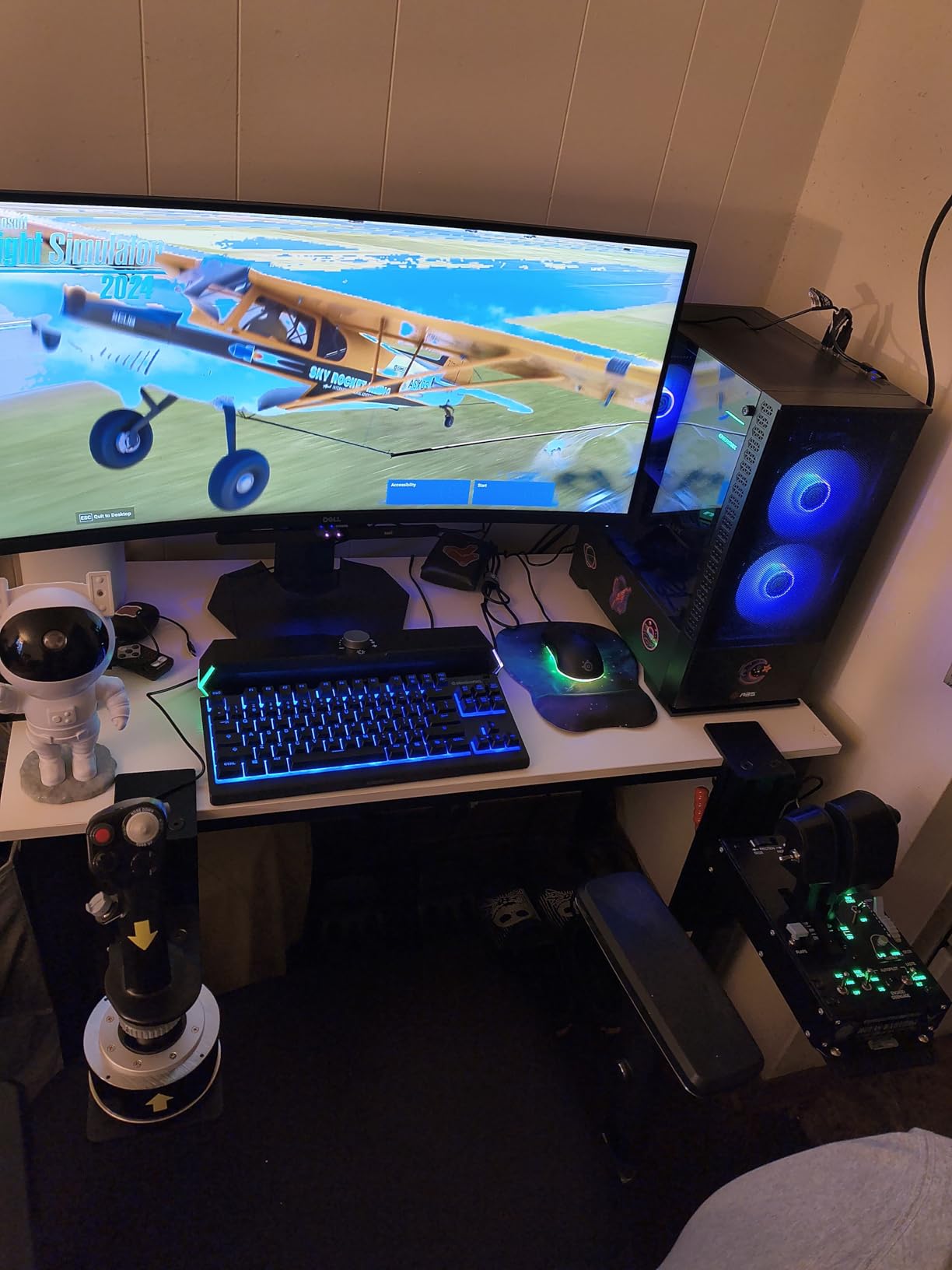 Thrustmaster HOTAS Warthog A10 Replica Flight Stick & Throttle Set - PC customer photo 1