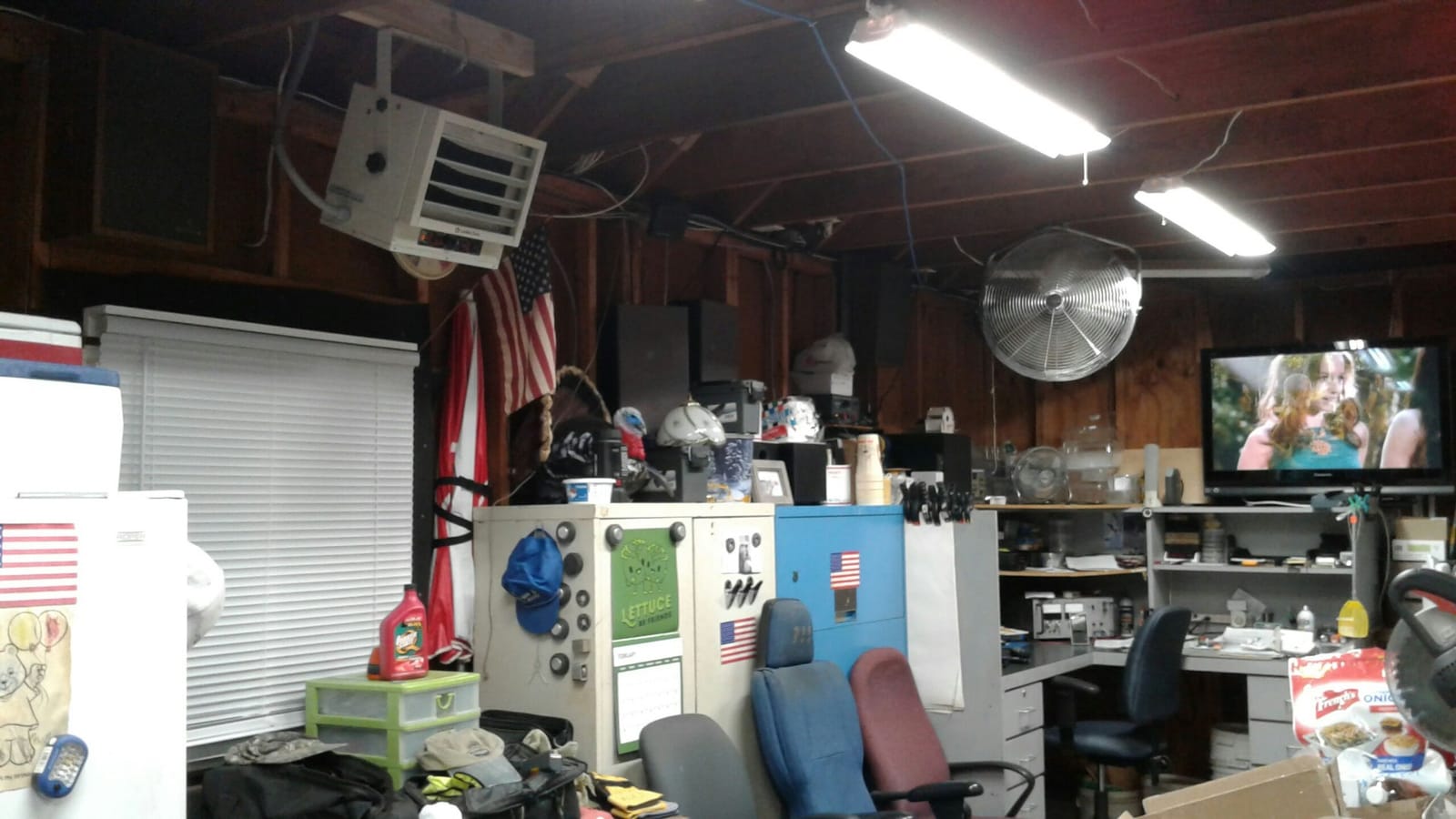 Comfort Zone 5000W Ceiling Mounted Garage Heater – 240V Electric Shop Heater with 3 Heat Settings, Overheat Protection, Indoor Use, ETL Listed, Grey | 240V hardwired commercial heater offers 3 heat settings (3,000, 4,000, 5,000W) for garages and workshops. customer photo 1