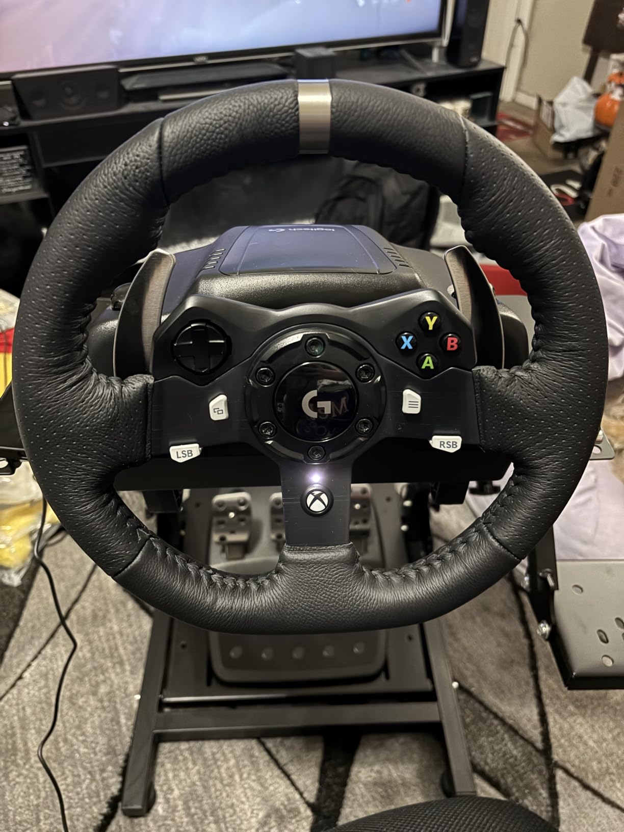 Logitech G920 Driving Force Racing Wheel and Floor Pedals, Real Force Feedback, Stainless Steel Paddle Shifters, Leather Steering Wheel Cover for Xbox Series X|S, Xbox One, PC, Mac - Black customer photo 1