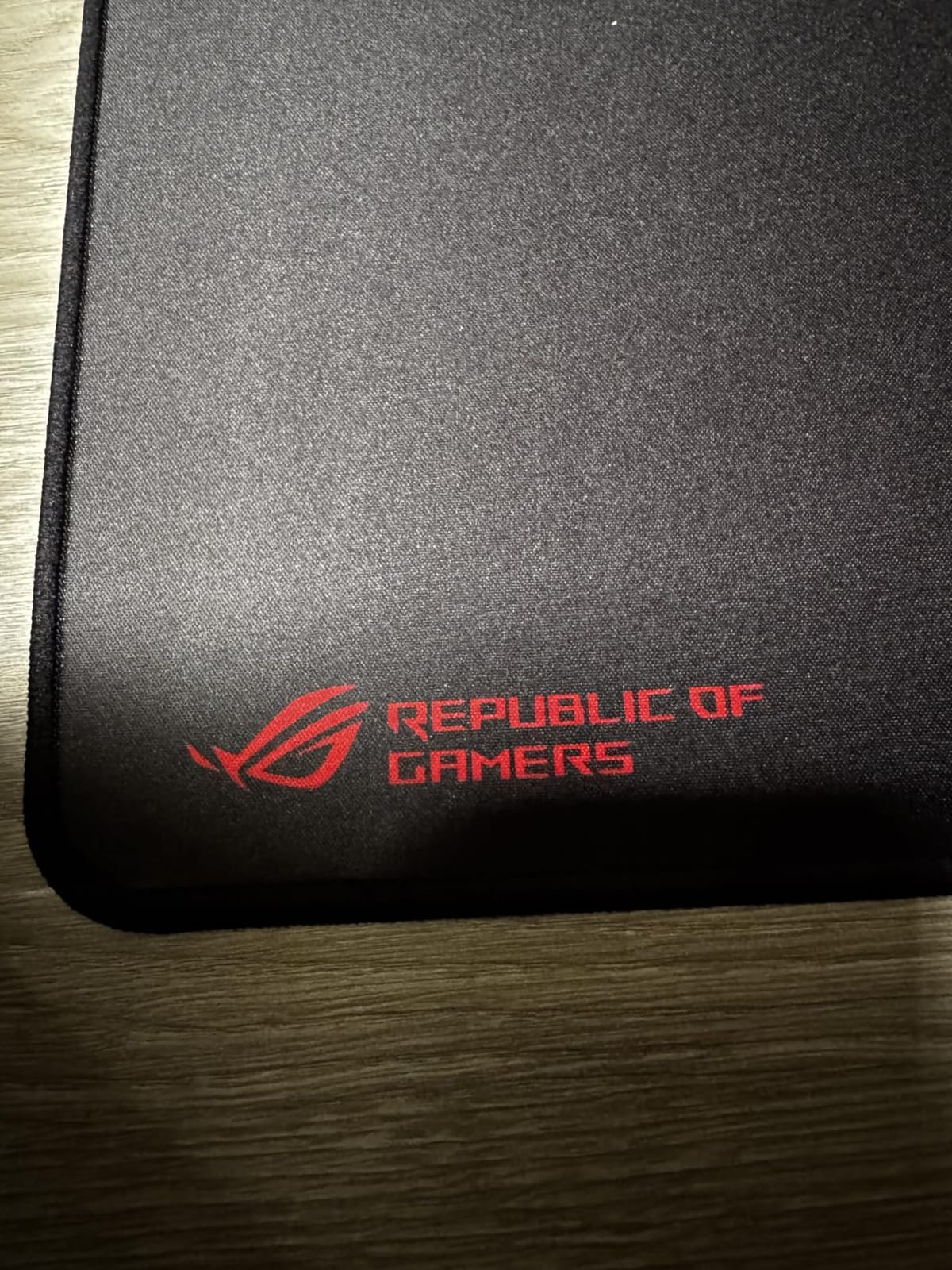 ASUS ROG Sheath Gaming Mouse Pad, Extra-Large customer photo 2