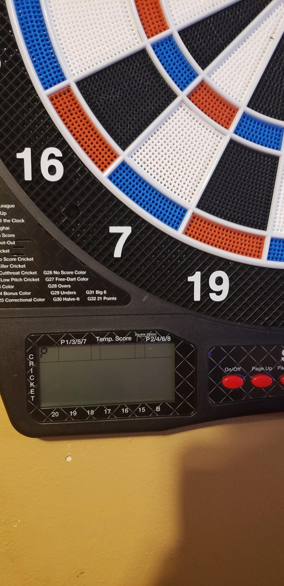 Viper Showdown Electronic Dartboard, 15.5 in Regulation Target, 32 Games, 590 Options, Battery Powered, 6 Darts Included, Black customer photo 1