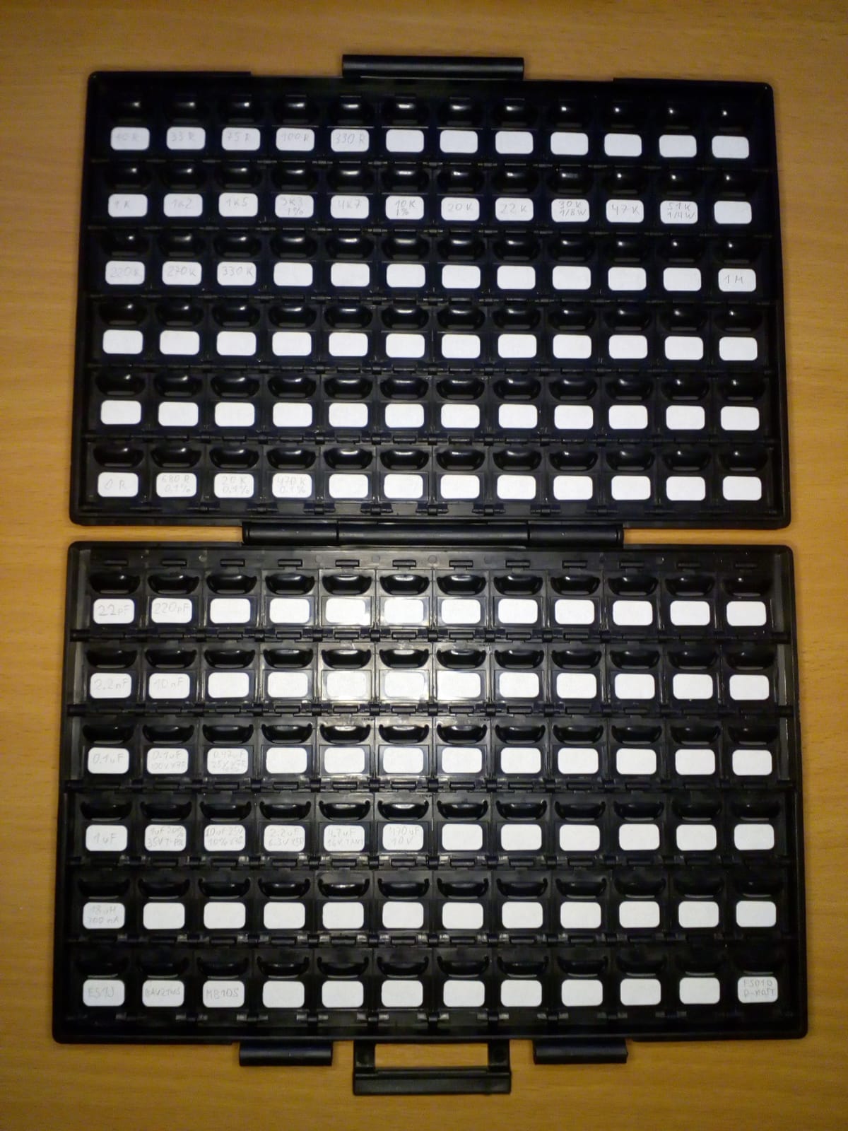 AideTek BOXALL48 - 48-Bin ESD Safe Anti-Static Organizer for IC Chips, Diodes, Transistors and SMD Components customer photo 2