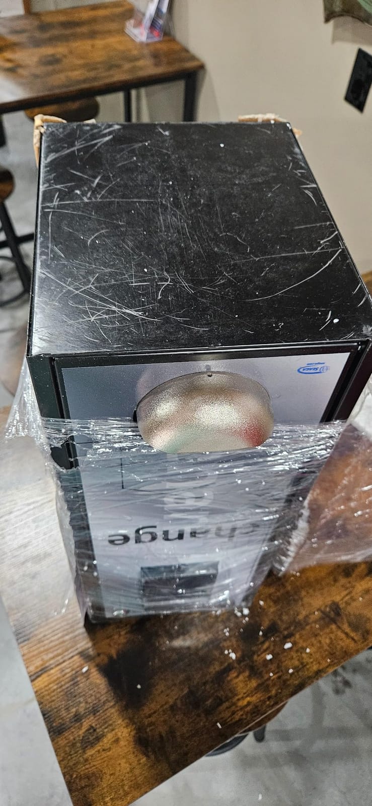 CM1250 Dollar Bill Change Machine, Large Coin Hopper 1000 Count Coin Capacity (Quarters), Capable of Dispensing Tokens 0.984 to 0.955 Inches, Reliable Rotary Delivery System, Dual Locking System customer photo 1