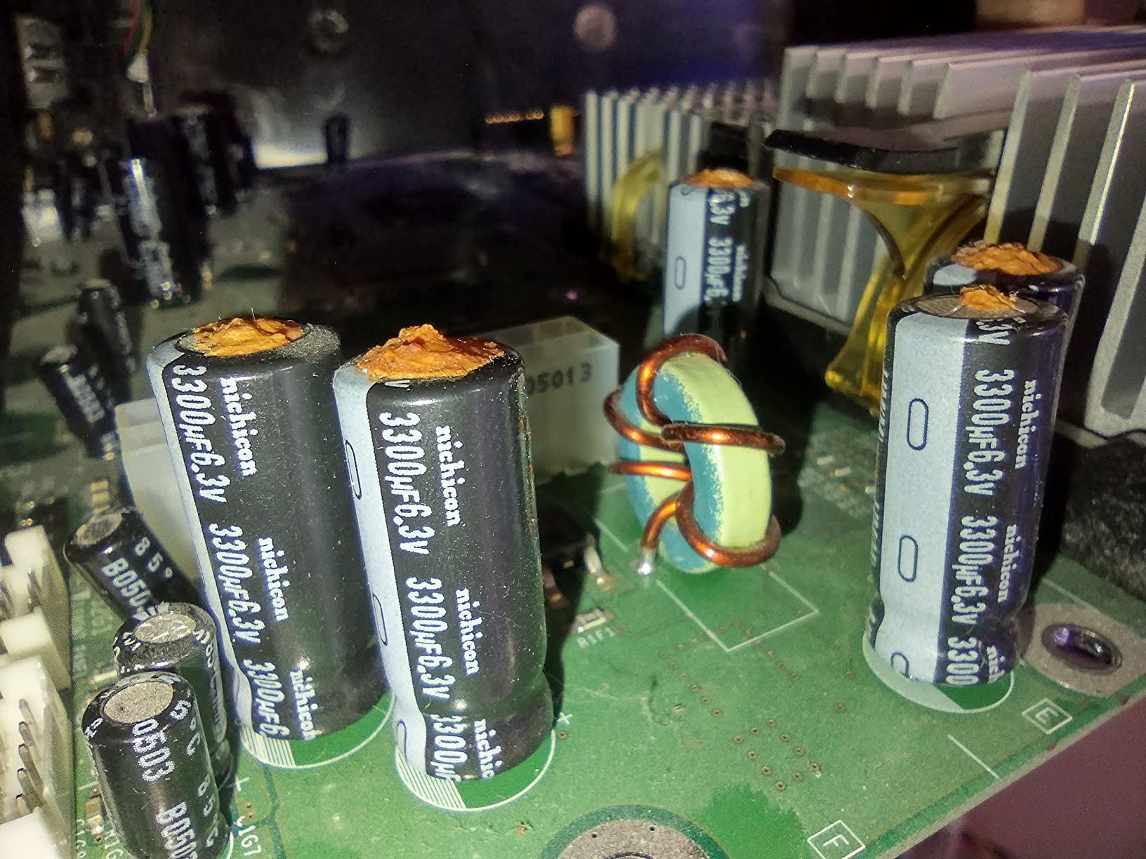 Aluminum Capacitor 3300uF 10v 105C for LCD Monitor 20Pcs | Radial Aluminum Capacitors Rated 3300uF for Monitor Repairs customer photo 2