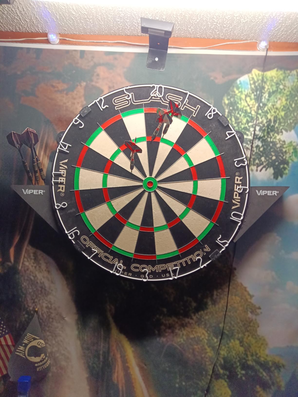 Viper Slash Regulation Professional Bristle Sisal Steel Tip Dartboard - WDF Accredited, 17.75 Inch Face, Self-Healing African Sisal, Staple-Free Bullseye, Magnetic Dart Holders customer photo 1
