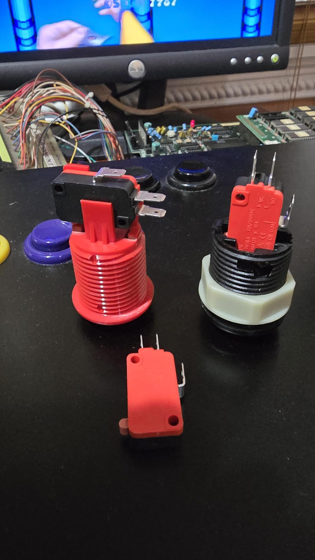 10Pcs 125V/250V 15A Cherry Micro Limit Switch SPDT Snap Action Button for Microwave Oven Door Arcade V-15-1C25 customer photo 1