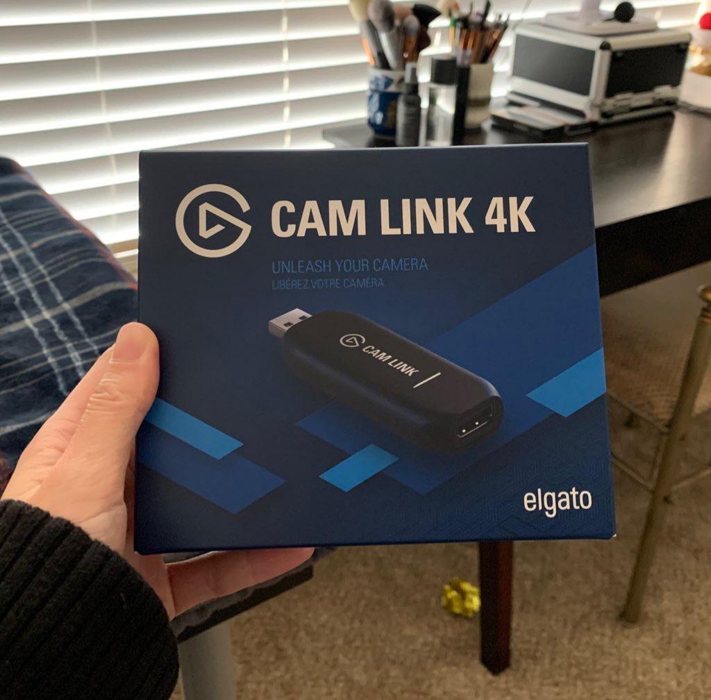 Elgato Cam Link 4K Capture Card for DSLR, Camcorder, Action Cam, USB-A Connector, USB 3.0 Hardware Interface, Black, Windows 10/11 and macOS customer photo 1