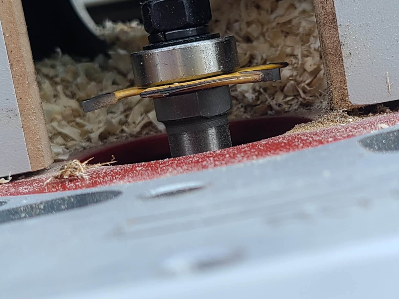 Yakamoz 1/2 Inch Shank Adjustable 3 Wing Slot Cutter Router Bit Set with 6-Pieces Slotting Cutters | 1/2 Inch Cutting Depth & 6 Different Cutting Widths customer photo 2