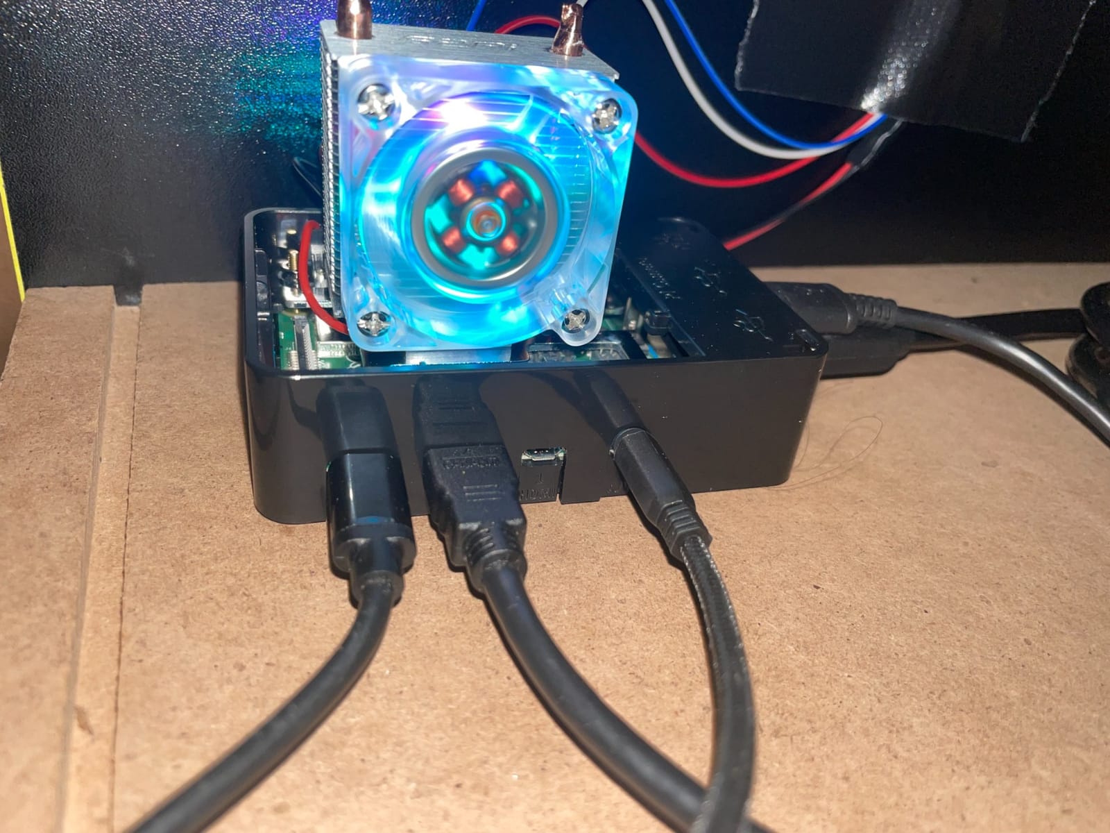 GeeekPi ICE Tower Cooler with RGB Cooling Fan and Heatsink for Raspberry Pi 4B/3B+/3B customer photo 1
