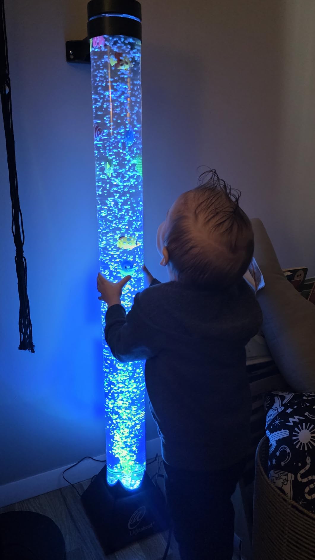 Lightahead Extra Large 4FT LED Sensory Bubble Fake Fish Tube Aquarium Lamp with 20 Color Changing Effects customer photo 1
