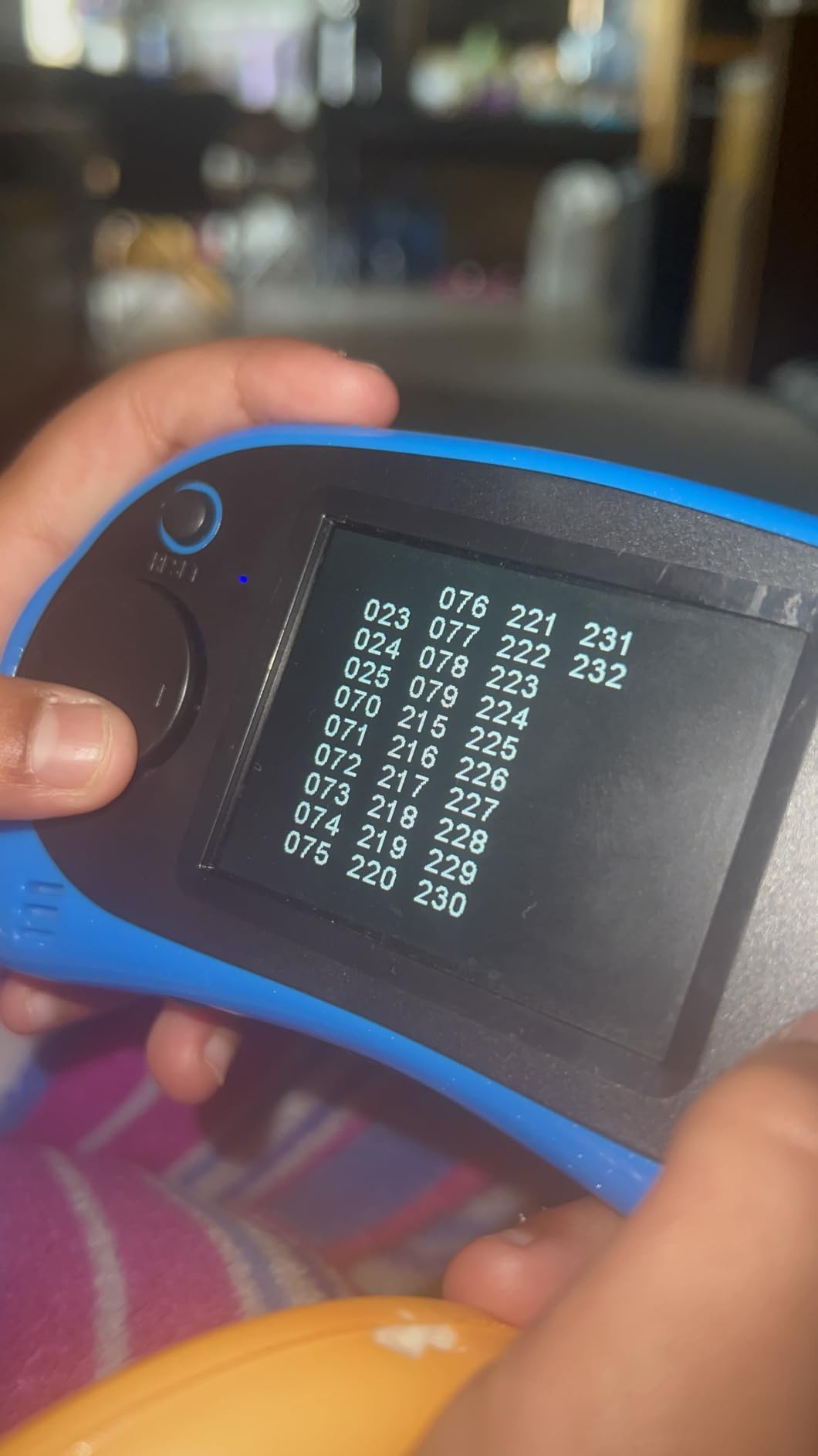 Kids Handheld Portable Video Game Player with 200 Games - 16 Bit 2.5 Inch Screen Mini Retro Electronic Machine for Boys Girls customer photo 1