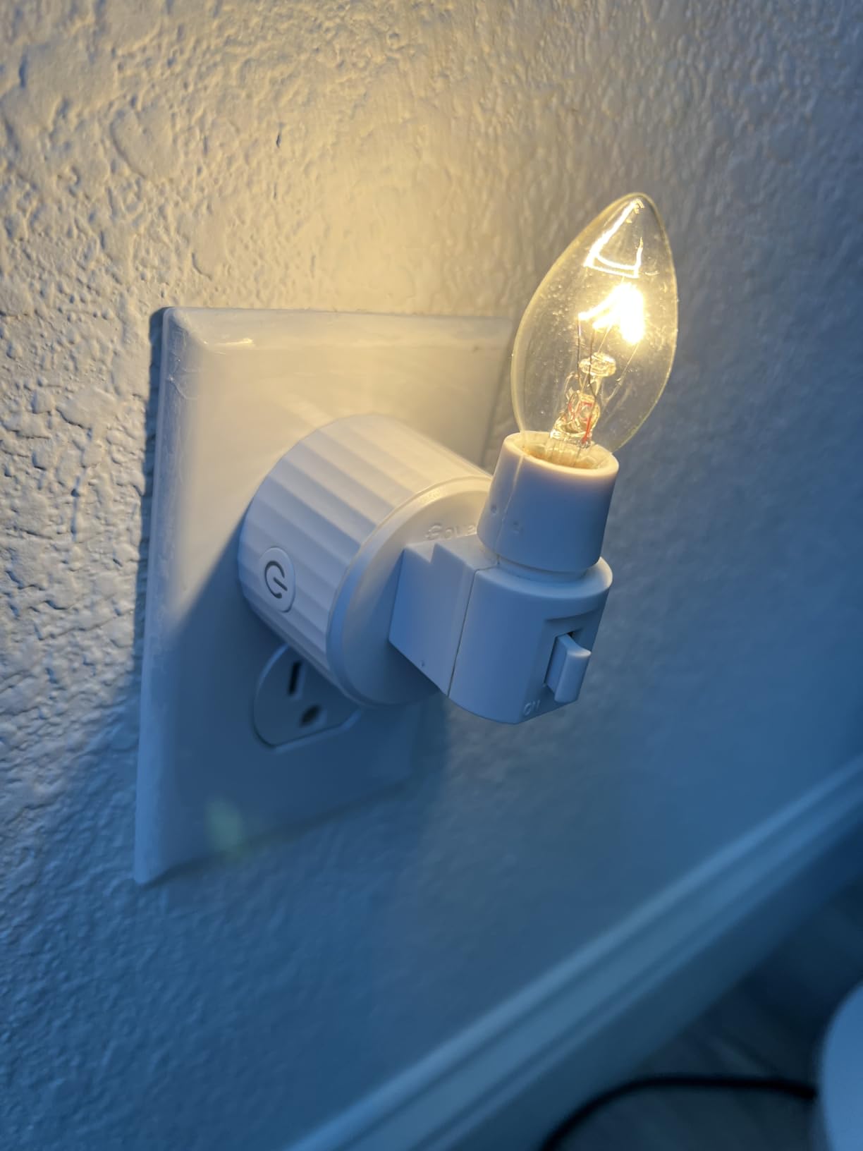 Govee Smart Plug, WiFi Outlet Compatible with Alexa and Google Assistant, Mini Smart Home Plugs with Timer Fuction & Group Controller, No Hub Required, ETL & FCC Certified, 2.4G WiFi Only (1 Pack) customer photo 2
