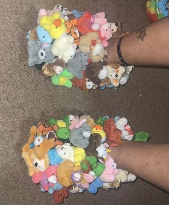 100 Pcs Mini Plush Animals Toy Set Cute Small Stuffed Animal Keychain Assortment for Boys Girls Valentine Carnival Prize Christmas Claw Machine Party Favor Classroom Reward Goodie Fillers, 28 Styles customer photo 2
