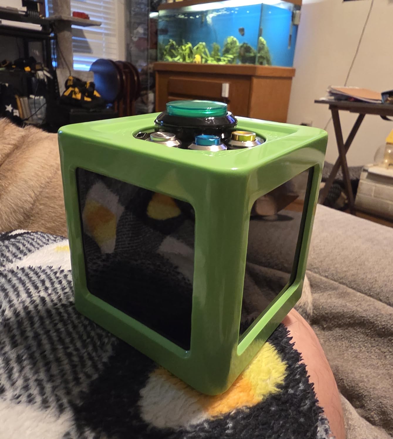 GANXIN Poker Shot Clock, Seconds Countdown Timer for Poker/Casino/Chess Tournament, 20/30 Sec and Custom Time, 4-Sides Cube Timer (Small, Green) customer photo 1