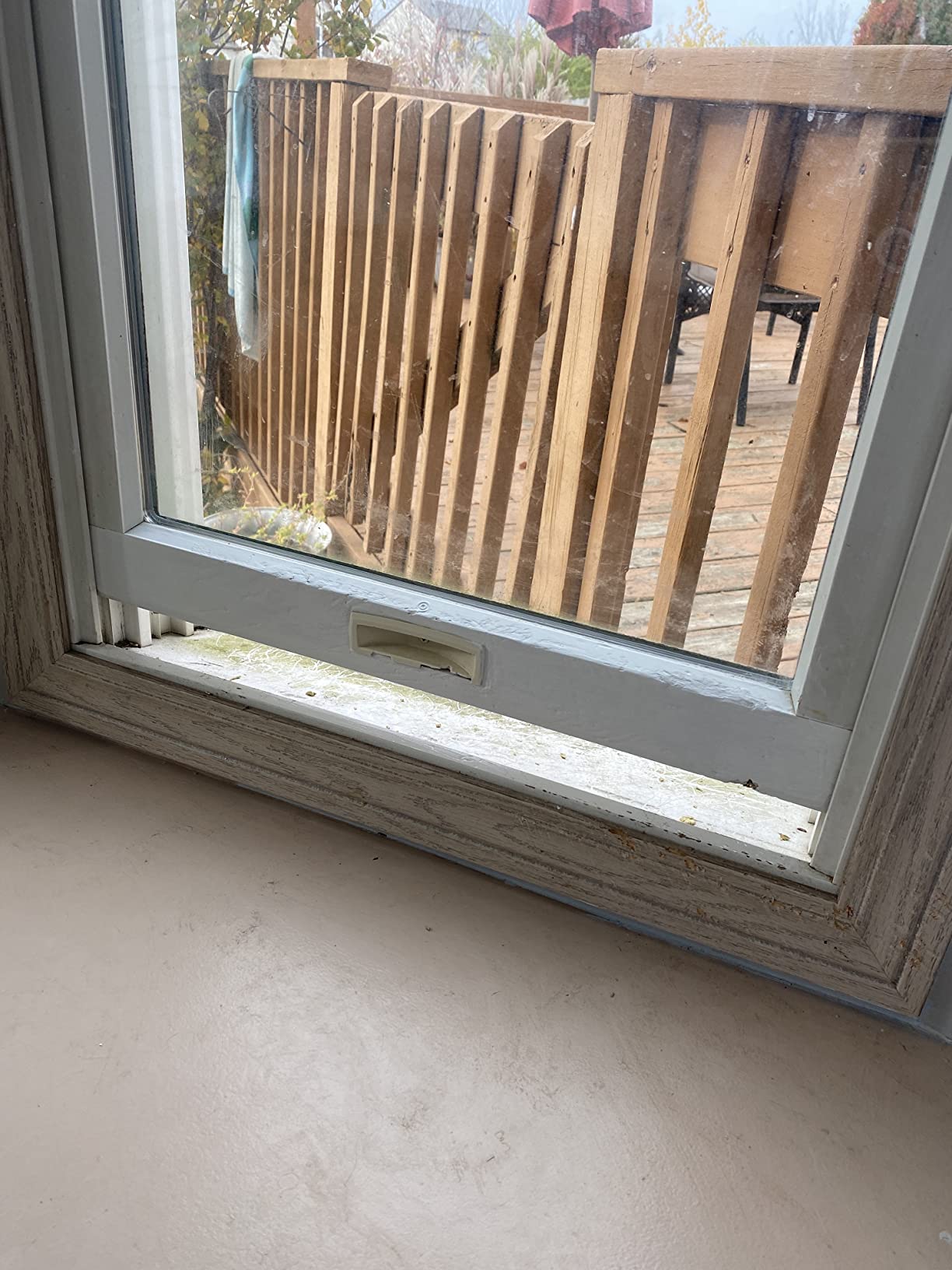 Gorilla All Purpose Wood Filler Kit, with Putty Knife and Sanding Block customer photo 1