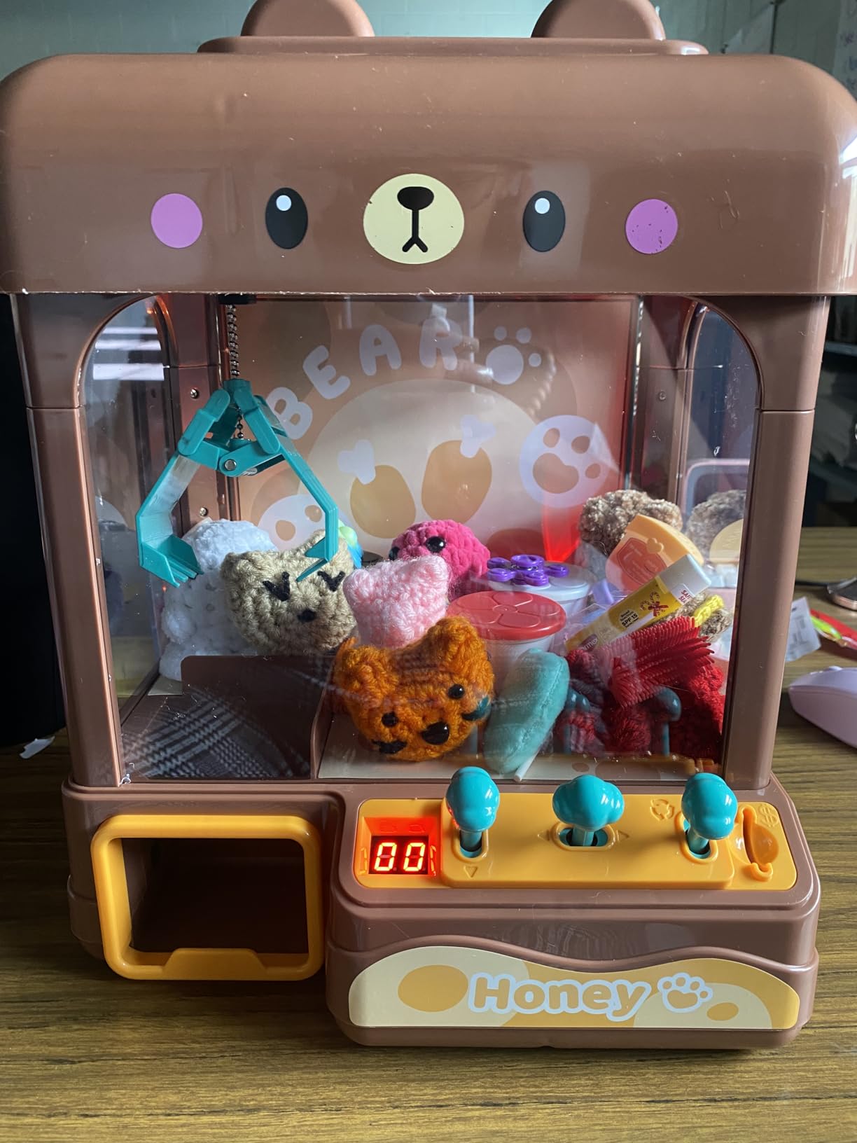 cxjoigxi Large Claw Machine for Kids Adults with Prizes, Adjustable Sound & Light, Mini Vending Machine, Electronic Arcade Crane Game, Candy Dispenser Toy for Girls Boys Birthday Gifts, Bear customer photo 2