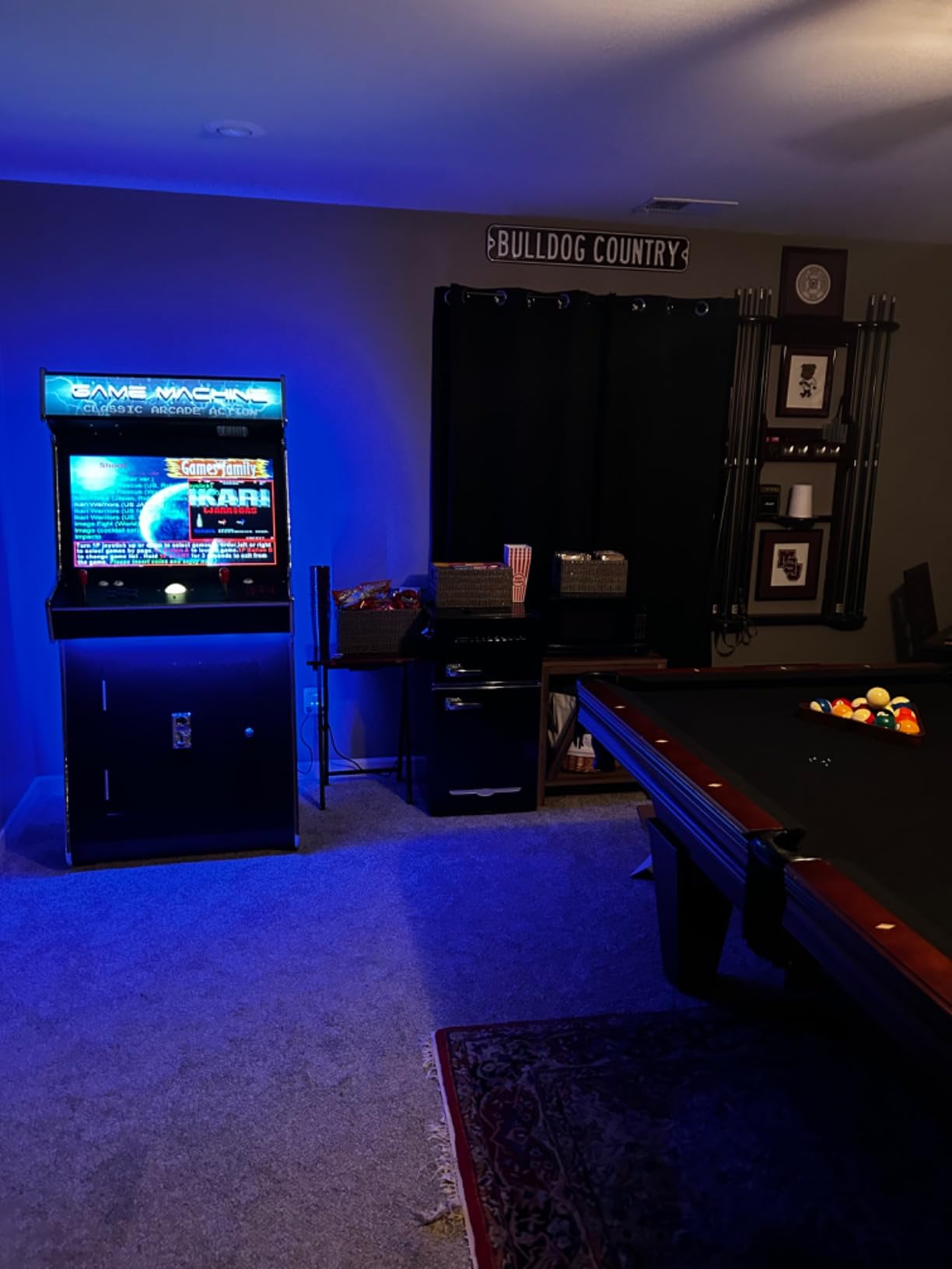 Top Us Video Arcades Full Size Commercial Grade Upright Standup Arcade Machine 2 Player 4500 Games 32 inch Screen Black with 2 Shooting Guns customer photo 2