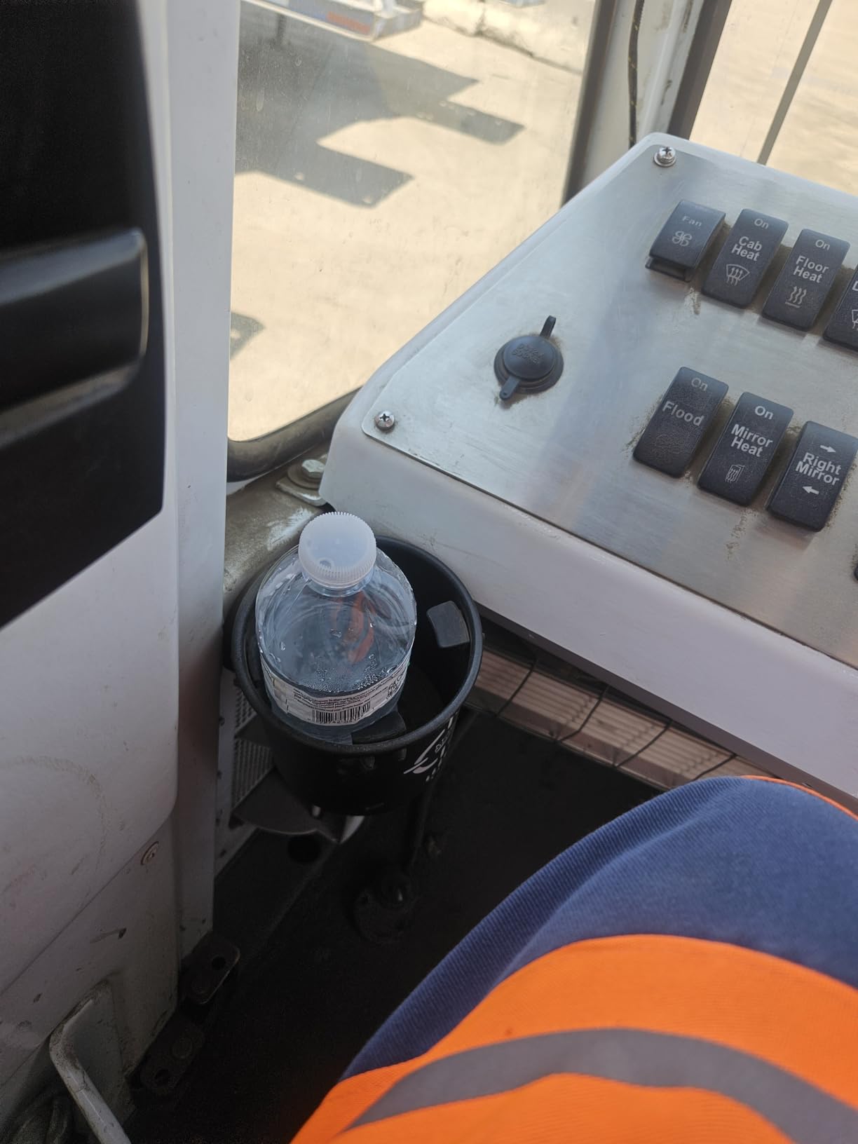 KEMIMOTO Magnetic Cup Holder for Tractor Mower Truck School Bus Treadmill customer photo 2
