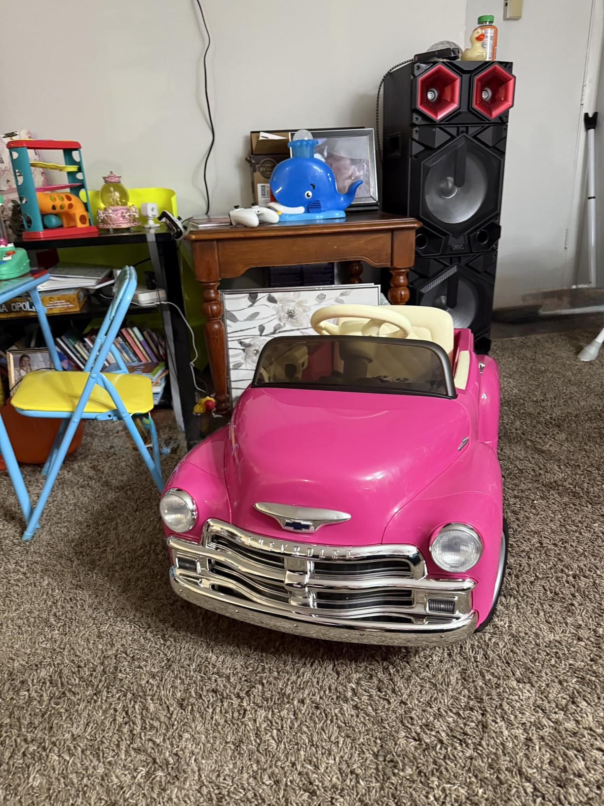 Joywhale 12V Kids Ride on Car Licensed Chevrolet 3100,Vintage Chevy Ride On | Battery Powered Motorized Car, with 7AH Big Battery,Retro Style,Remote Control, 3-Speeds, Storage Space,Single Seat, Pink customer photo 2