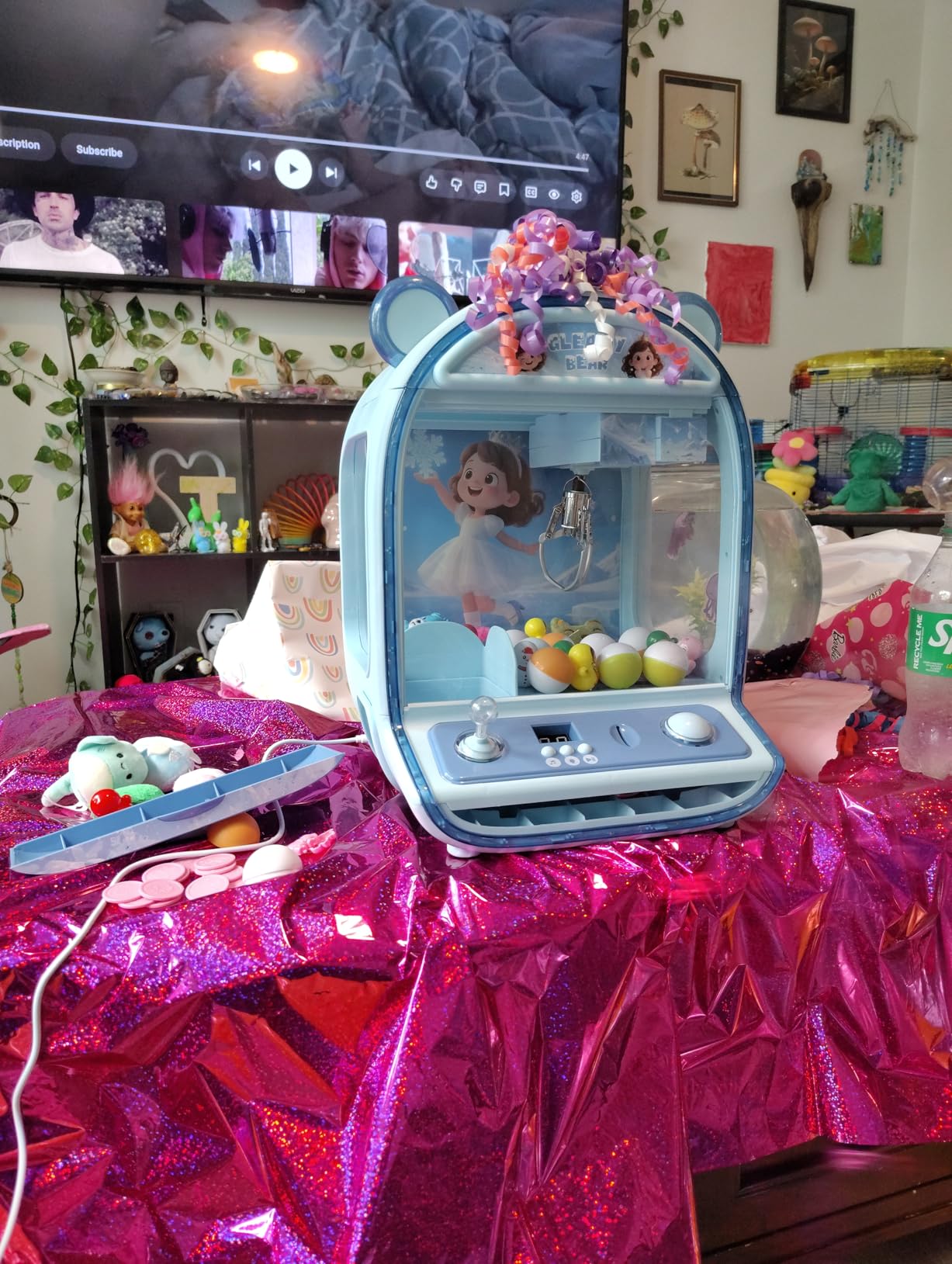Skirfy Claw Machine for Kids, Arcade Claw Game Toy with Lights & Music, Coin Operated Candy Grabber, Birthday Gift for Boys Girls, Family Party Game customer photo 2