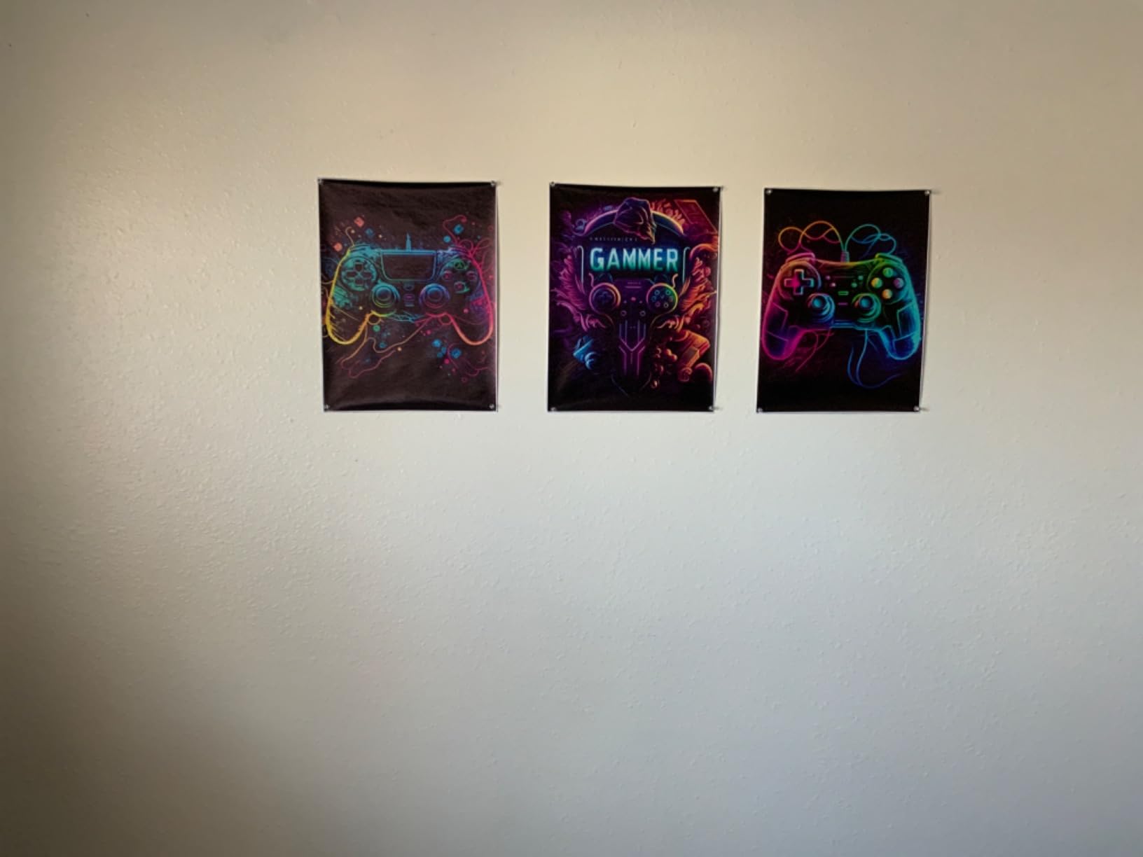 3pcs Cool Gaming Wall Art Video Game Posters Prints Colorful Neon Gamepad Canvas Painting Pictures Wall Decor for Boys Room Kids Game Room Bedroom Home Decoration Unframed(12