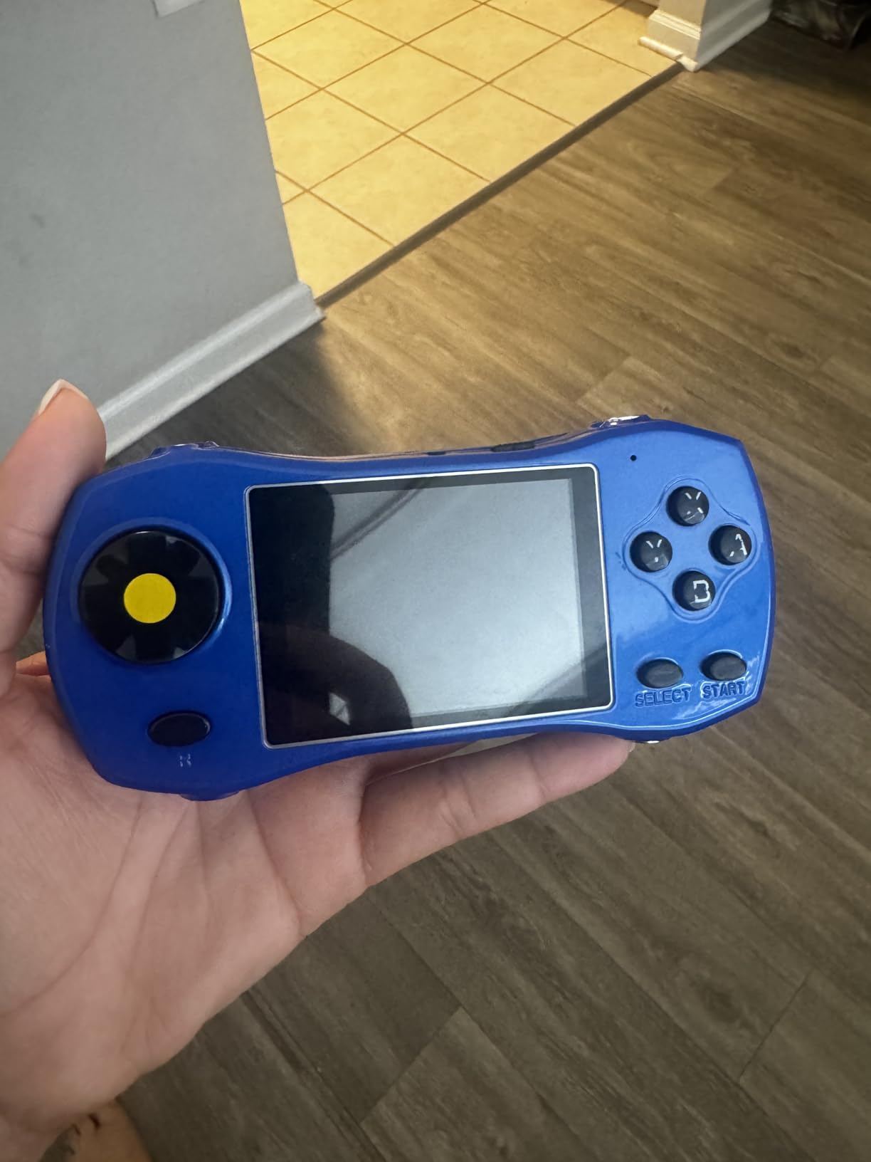 Handheld Game Console for Kids Preloaded 200+ Retro Video Games, Portable Gaming Player with Rechargeable Battery 3.0
