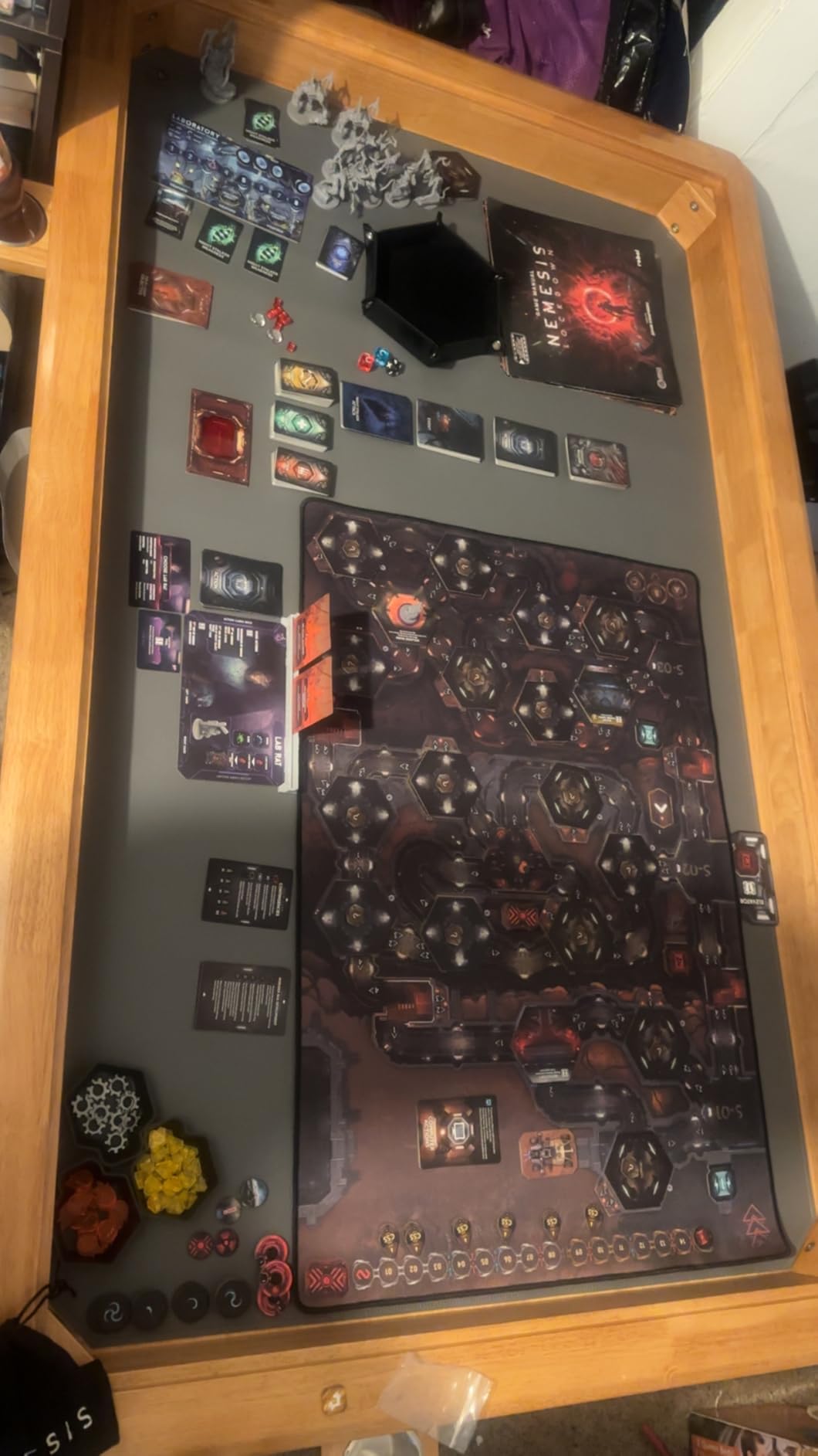Board Game Table with Removable Table Top, Seats 4 to 6 Players with 57in x 33in Play Area, Includes Play Mat, Detachable Cup Holders and Dice Trays customer photo 2