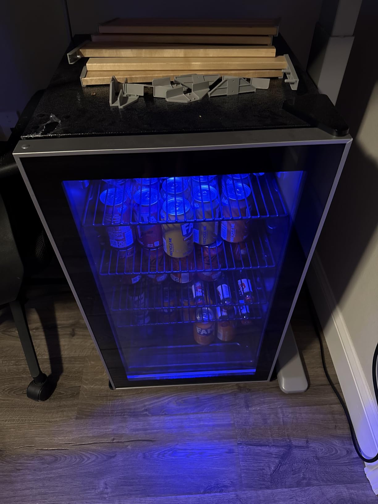 Electactic 50 Cans Beverage Refrigerator Cooler, 1.3 Cu.ft Mini Fridge Countertop Drink Cooler with Glass Door for Beer, Soda, Wine, Adjustable Digital Temperature Control for Home Dorm Bar, Black customer photo 1