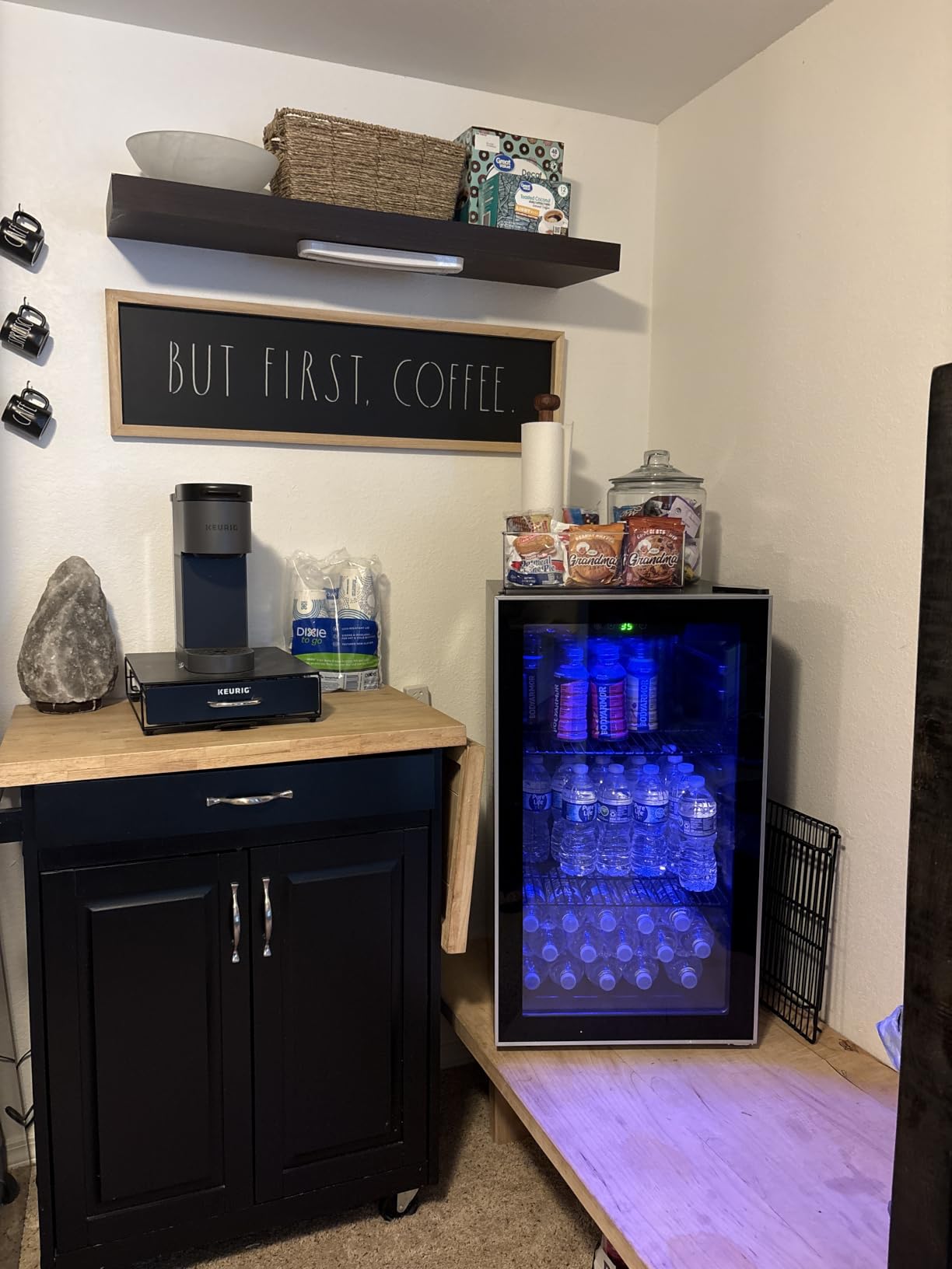 Electactic 50 Cans Beverage Refrigerator Cooler, 1.3 Cu.ft Mini Fridge Countertop Drink Cooler with Glass Door for Beer, Soda, Wine, Adjustable Digital Temperature Control for Home Dorm Bar, Black customer photo 2