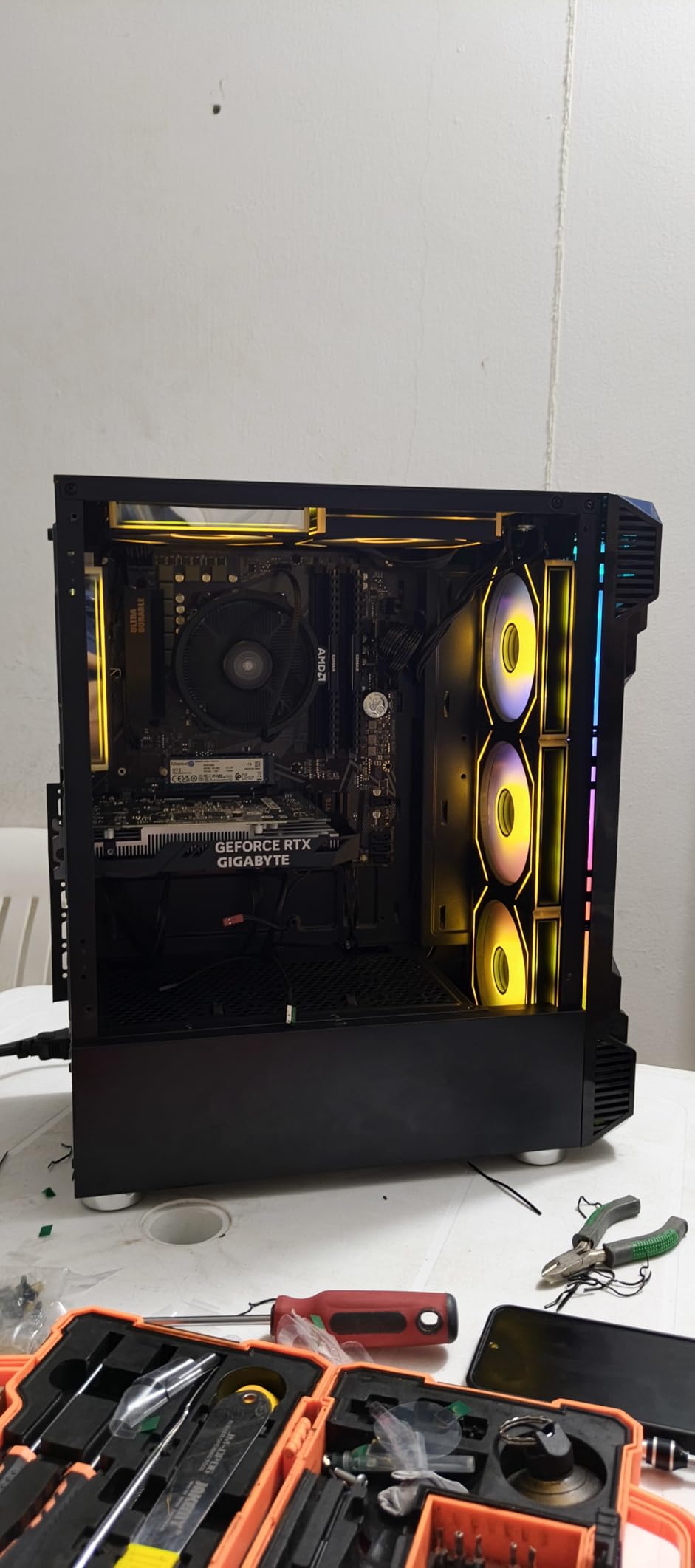 GIGABYTE GeForce RTX 3050 WINDFORCE OC V2 6G Graphics Card, 2X WINDFORCE Fans, 6GB GDDR6 96-bit GDDR6, GV-N3050WF2OCV2-6GD Graphics Card customer photo 2
