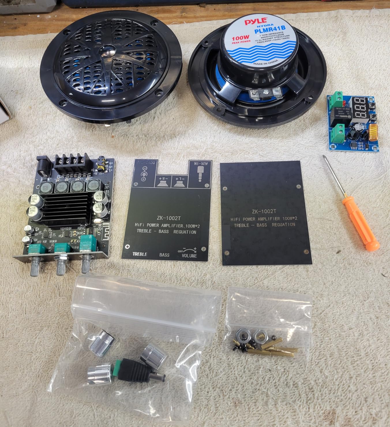 ZK-1002T 100W+100W Bluetooth Amplifier Board with Treble and Bass Control, 2.0 Channel TPA3116D2 customer photo 2
