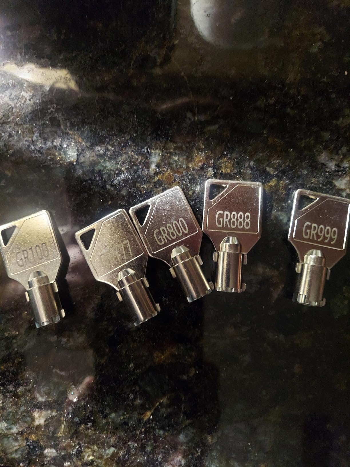 GR777 & GR800 & GR888 & GR100 & GR999 Washer Dryer Machine Key, of 5 | Greenwald Speed Queen Washer Dryer Machine Key, Commercial Coin Laundry Machine customer photo 1