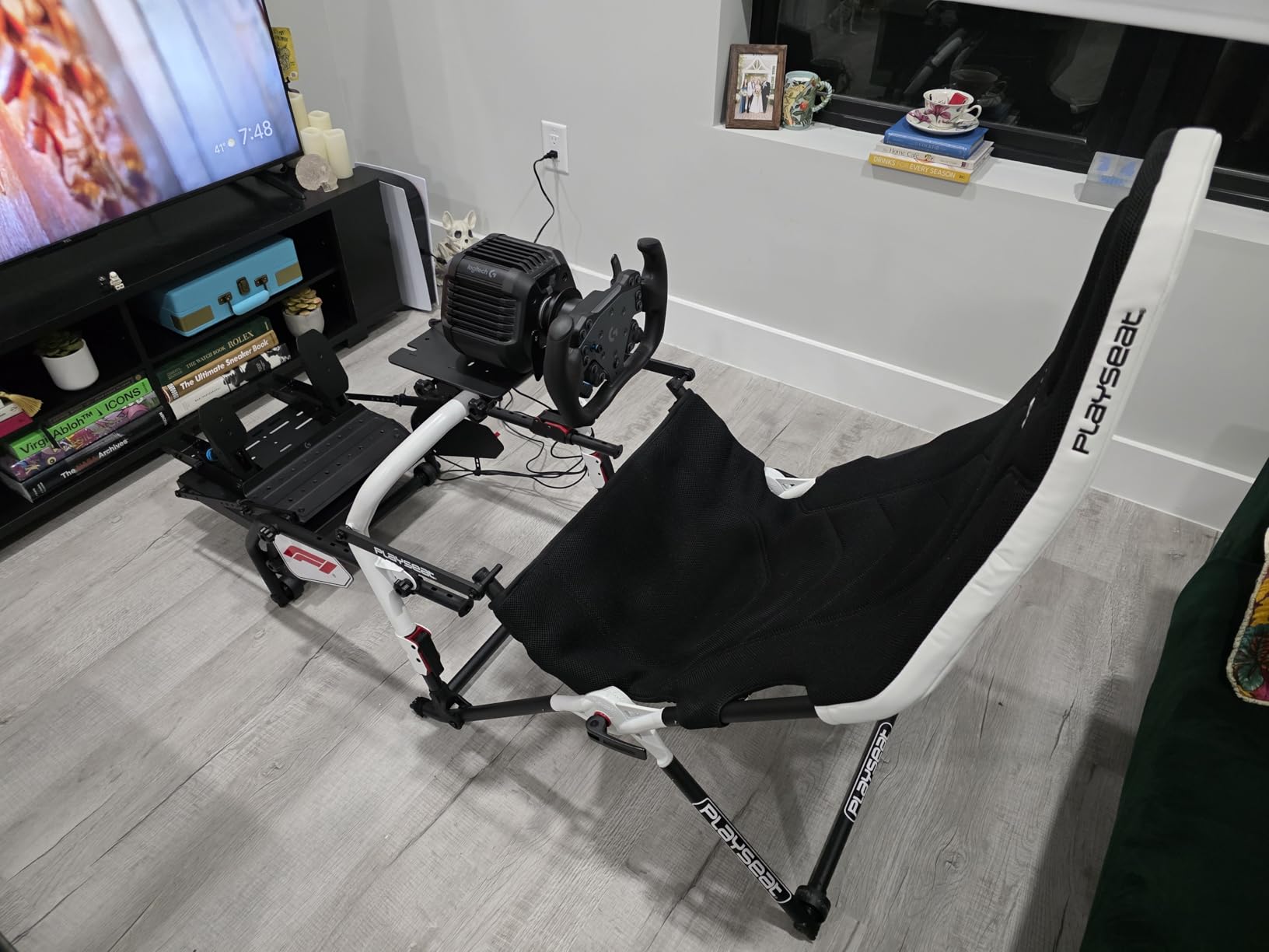 Playseat Challenge DD - F1 Edition, Foldable Racing Simulator Cockpit, Direct Drive, Logitech, Thrustmaster, Moza, Fanatec, Formula Racing Simulator customer photo 1