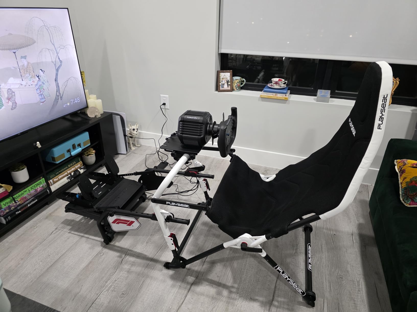 Playseat Challenge DD - F1 Edition, Foldable Racing Simulator Cockpit, Direct Drive, Logitech, Thrustmaster, Moza, Fanatec, Formula Racing Simulator customer photo 2