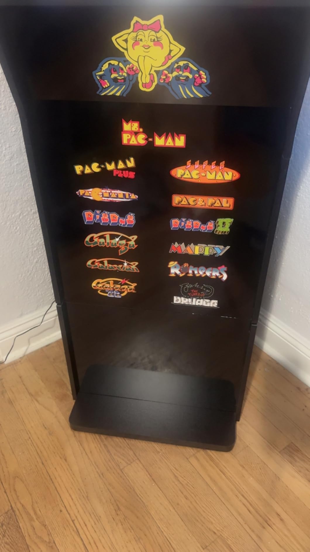 Arcade1Up Ms. Pac-Man Classic SE Arcade Machine, 13 Classic Games | 4 Feet Tall with 15.6-Inch IPS Color Monitor, Dual Speakers and Wi-Fi Leaderboards customer photo 2