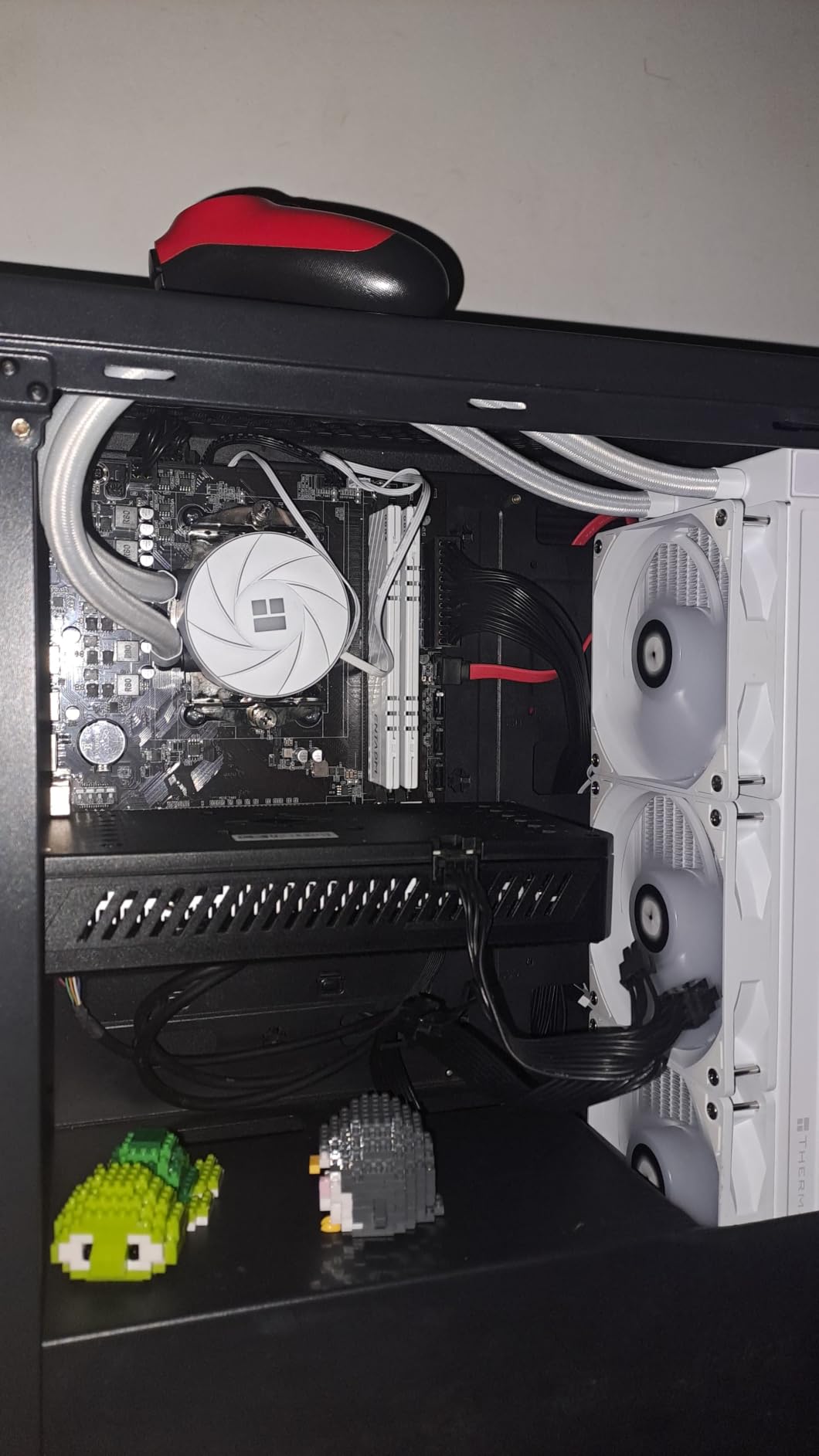 MOUGOL AMD Radeon RX 580 8GB GDDR5 Gaming Graphics Card HDMI/DP/DVI, 256-Bit 2048SP PCIe X16 3.0 GPU, Dual Fan Cooling Video Card customer photo 1
