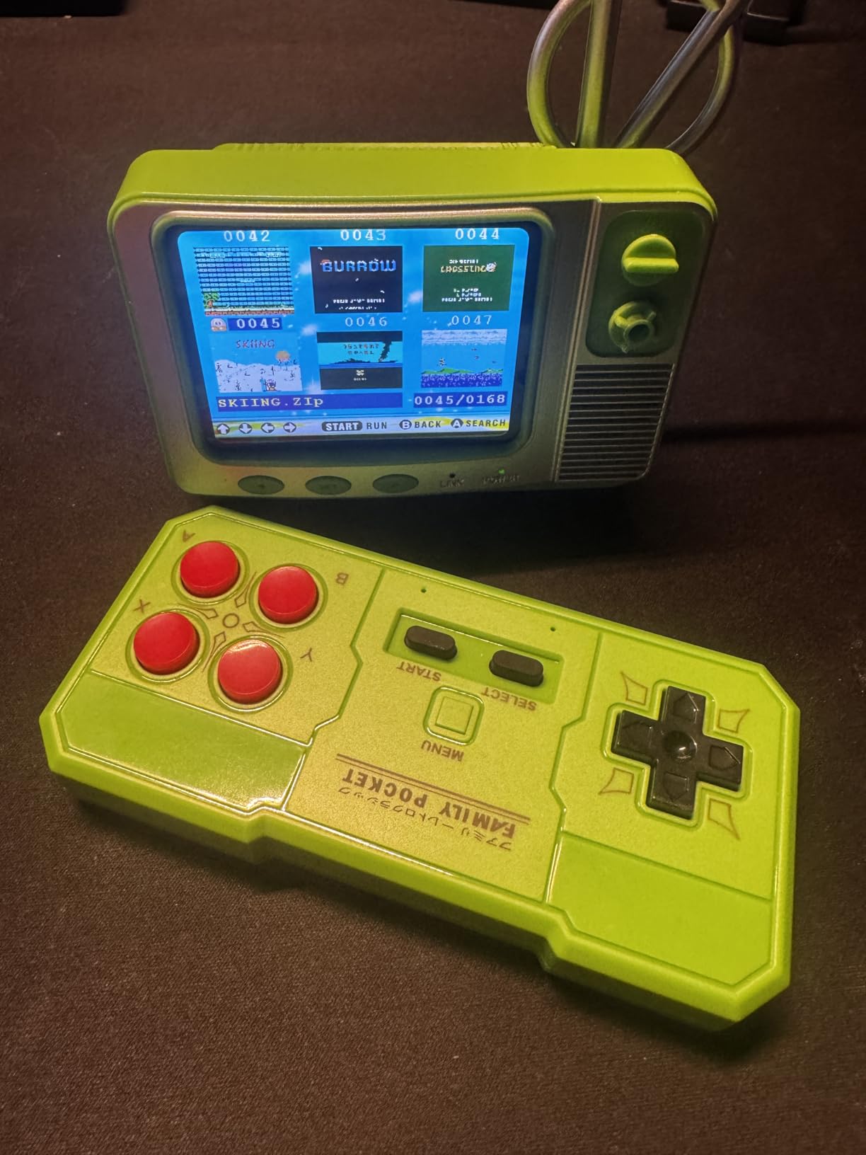 Mini TV Retro Handheld Game Console -JALECO Licensed Classic Games, Portable Gaming Toy with TF Card to Expand 80s 90s Games, Support Two Players & Game Save, Ideal Gift for Boys Girls (Wood) customer photo 2