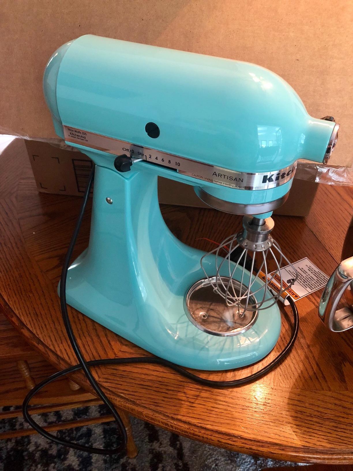KitchenAid Artisan, 5-Qt Tilt Head Stand Mixer, KSM150PS, Almond Cream customer photo 2