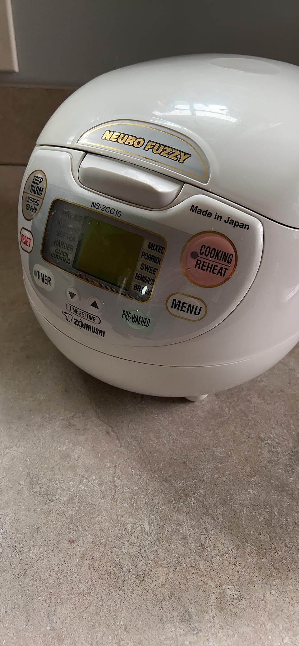 Zojirushi Ns ZCC10 Neuro Fuzzy Rice Cooker and Warmer (White) customer photo 2