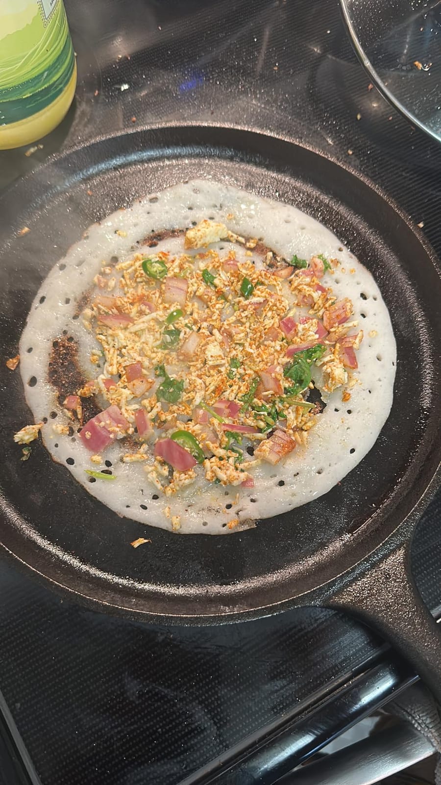 Lodge Round Seasoned Cast Iron Griddle, PFAS-Free, 10.5 Inches customer photo 1