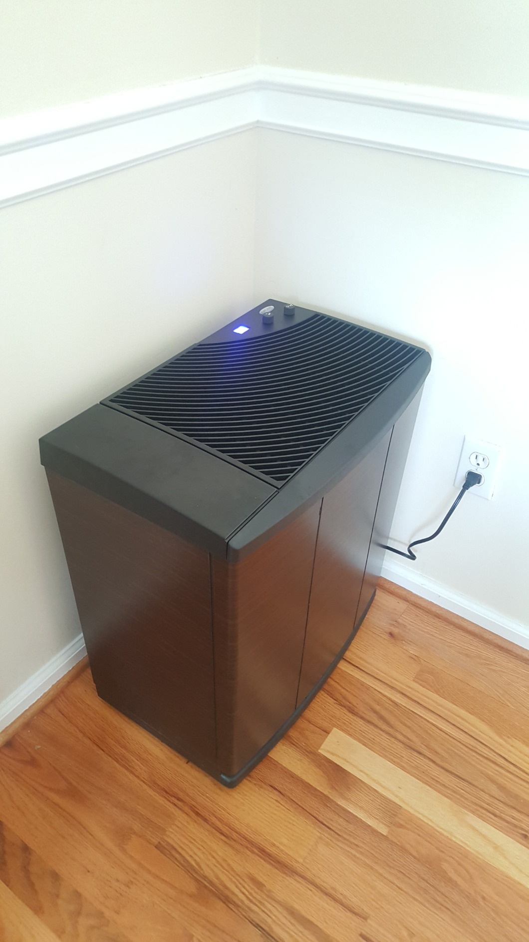 AIRCARE Digital Whole-House Console-Style Evaporative Humidifier (Copper Night) customer photo 1