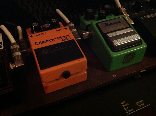 BOSS DS-1 Distortion | Compact Distortion Pedal | The Benchmark in Guitar Distortion | Hard-edged Attack & Smooth Sustain | Wide Tone Range customer photo 1