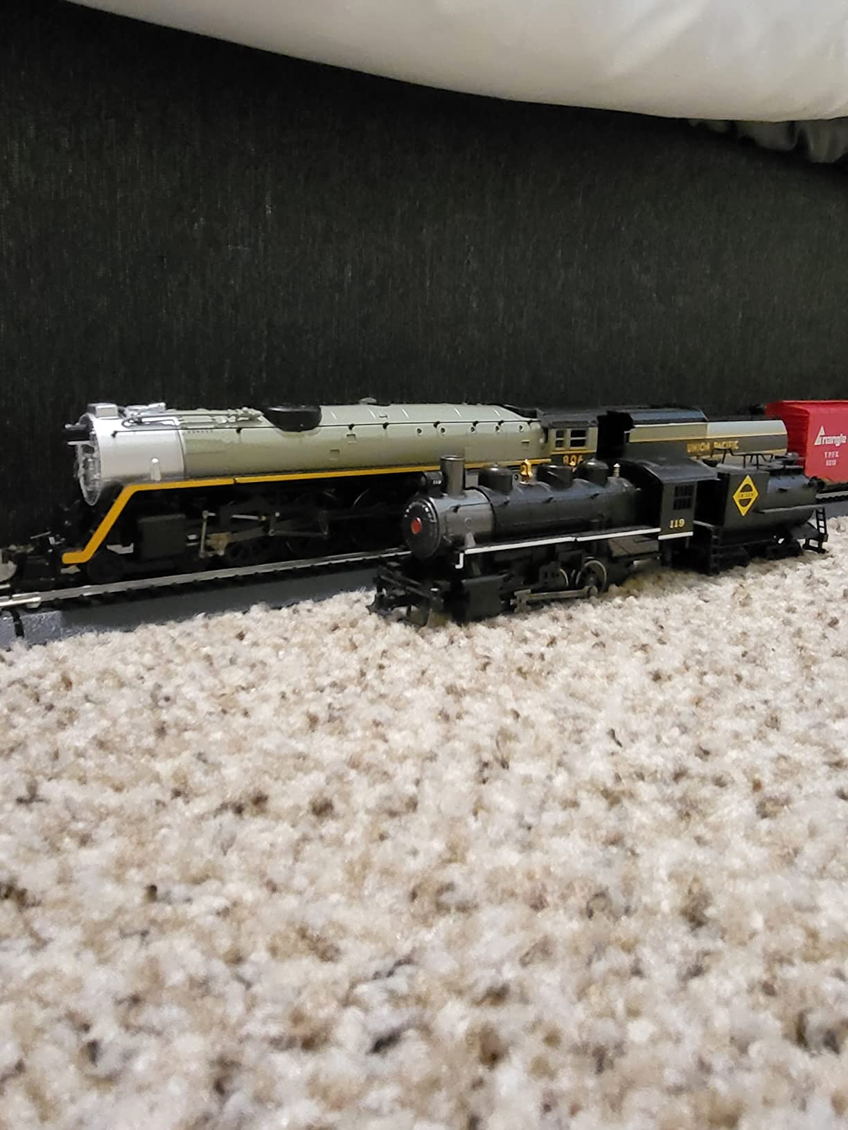 Bachmann Trains - Overland Limited Ready To Run Electric Train Set - HO Scale customer photo 2