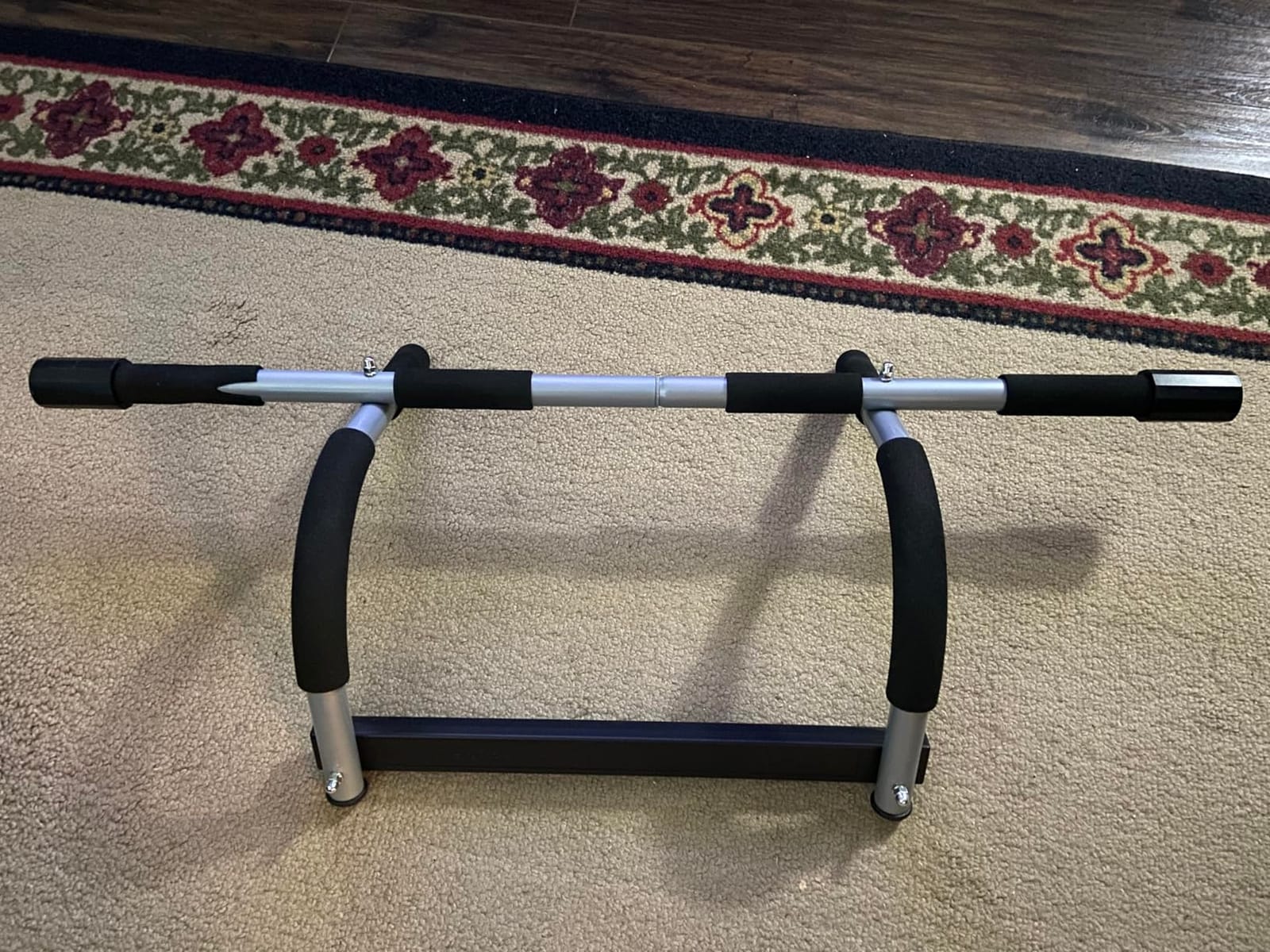 Iron Gym Pull-Up Bar - Total Upper Body Workout Bar for Doorway, Adjustable Width Locking, No Screws Portable Door Frame Horizontal Chin-up Bar, Fitness Exercise customer photo 2