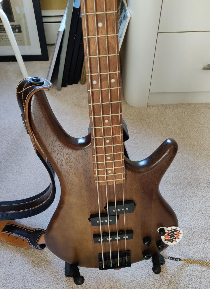 Ibanez Gio GSR200PW Bass Guitar - Pearl White customer photo 2