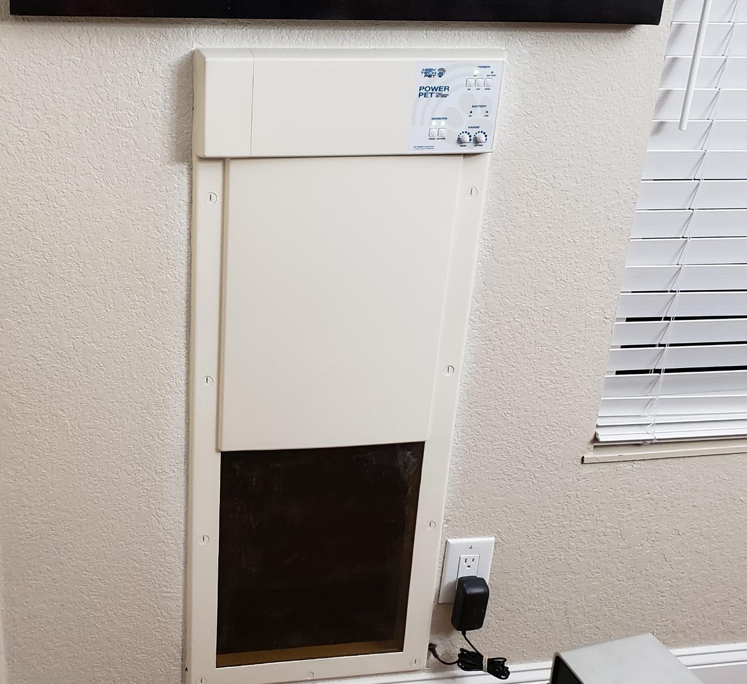 Genuine Power Pet Fully Automatic Pet Door from High Tech Pet Brand. Pet Collar Operated, 4 Way Access, Directional Sensing, Dead Bolt Lock, Air Tight, Quick, Quiet Operation, USA Customer Service customer photo 2