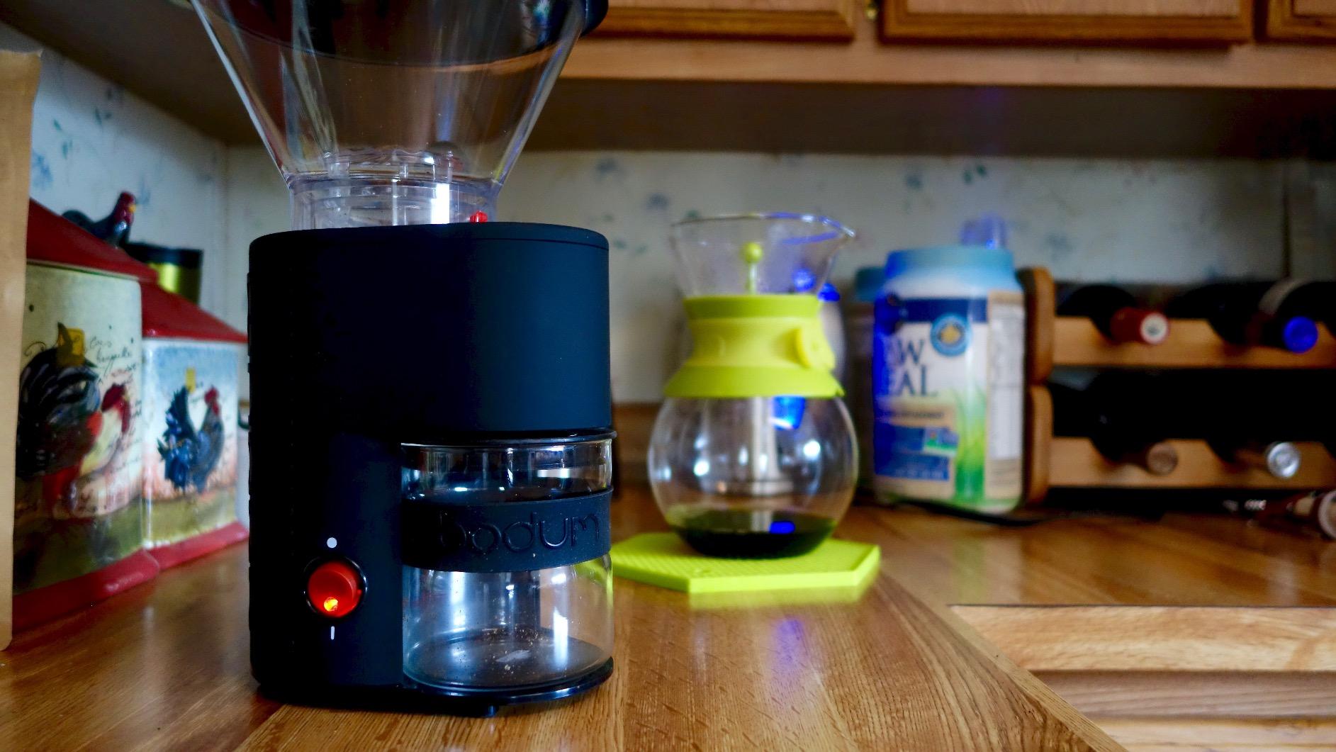 Bodum Bistro Electric Conical Burr Coffee Grinder, Preset Timer, 12 Grind Settings, Black customer photo 1