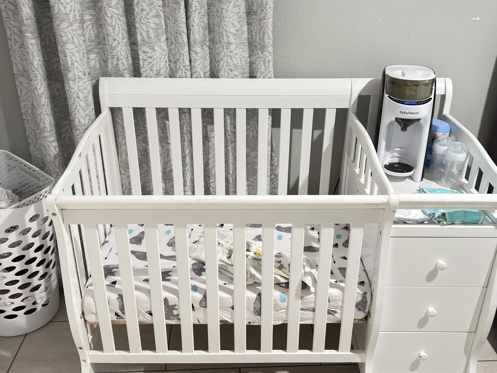 Dream On Me Jayden 4-in-1 Convertible Mini Baby Crib with 3 Drawer Changer customer photo 2