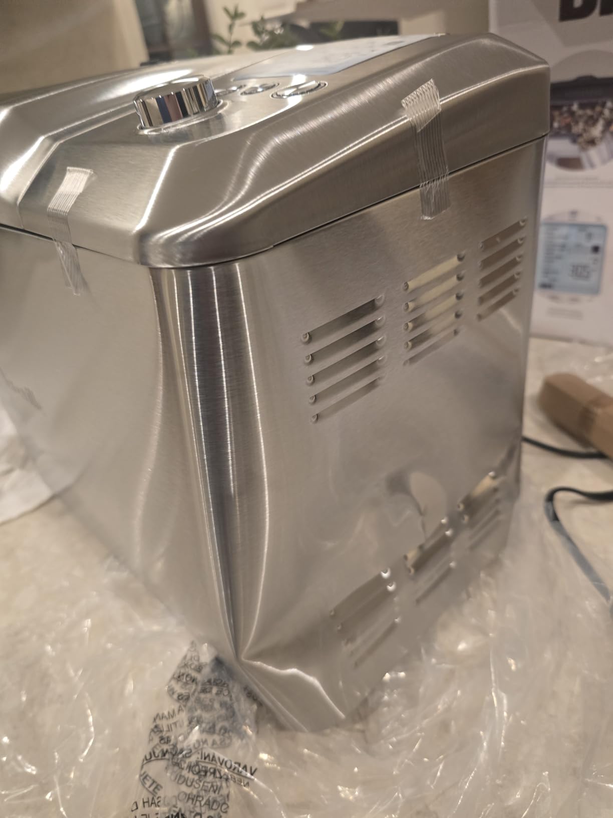 Breville BBM800XL Custom Loaf Bread Maker Machine, Brushed Stainless Steel customer photo 2